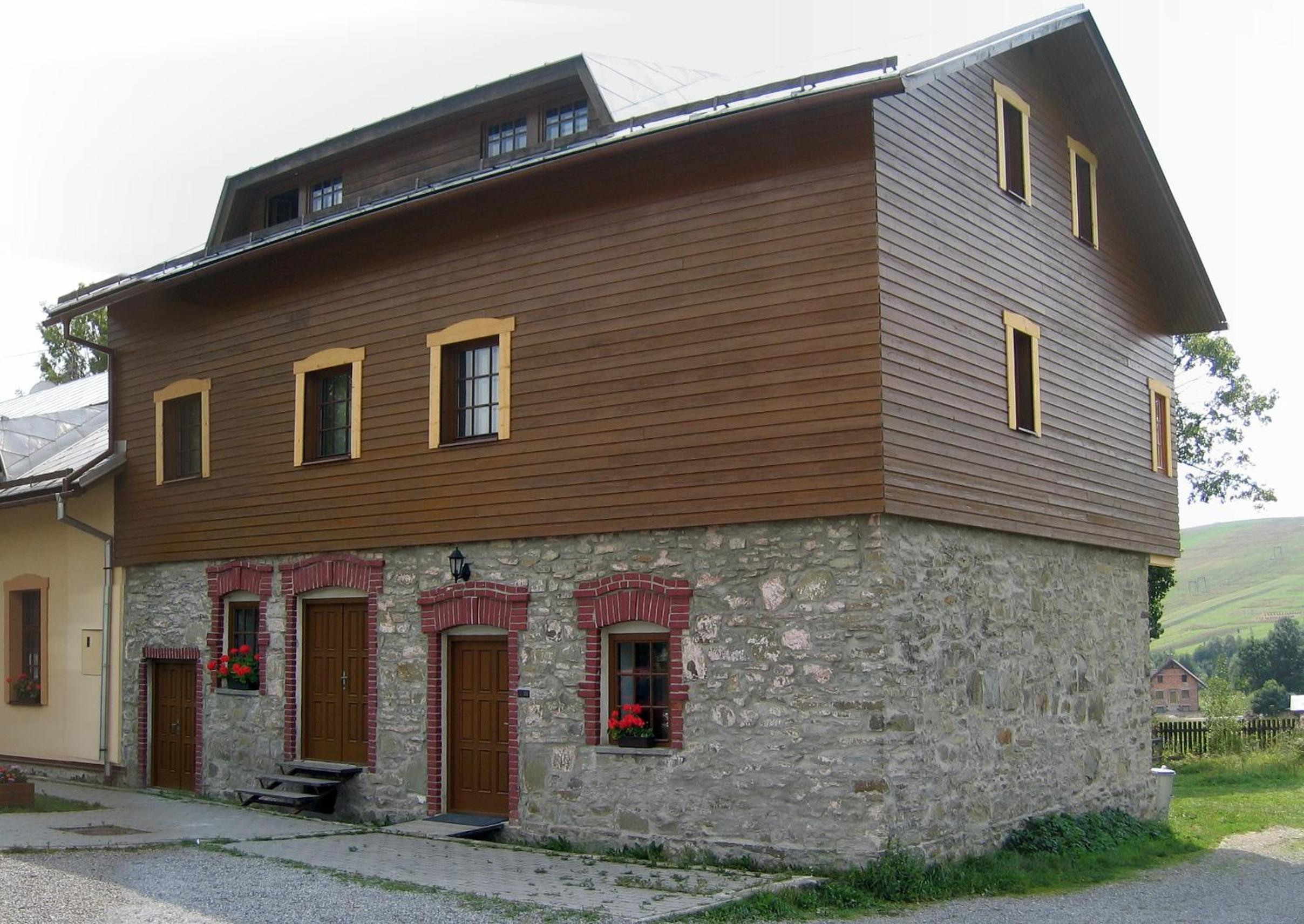 Apartment with Balcony - Photo 63