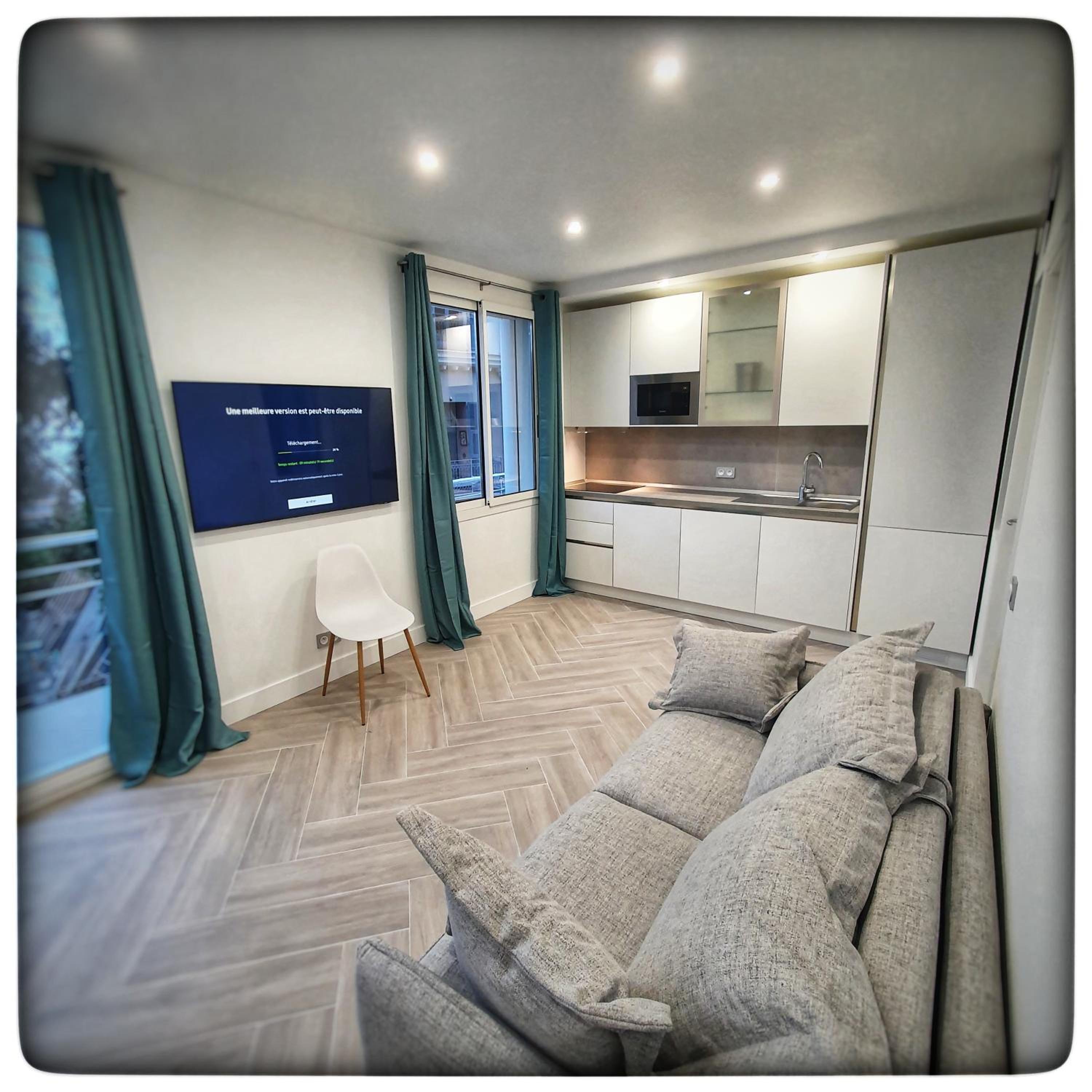 Apartment With Sea View