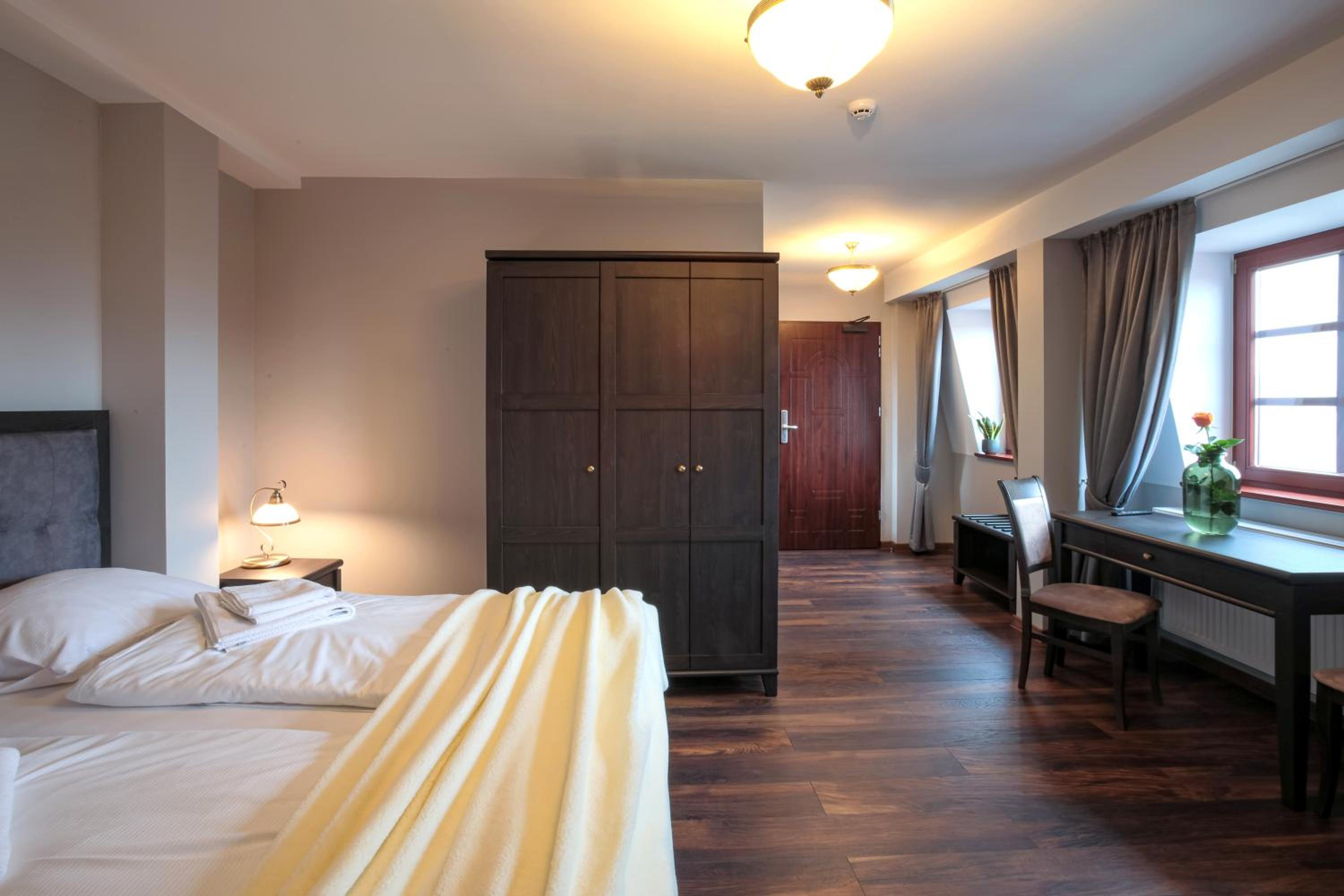 Double or Twin Room - Photo 18