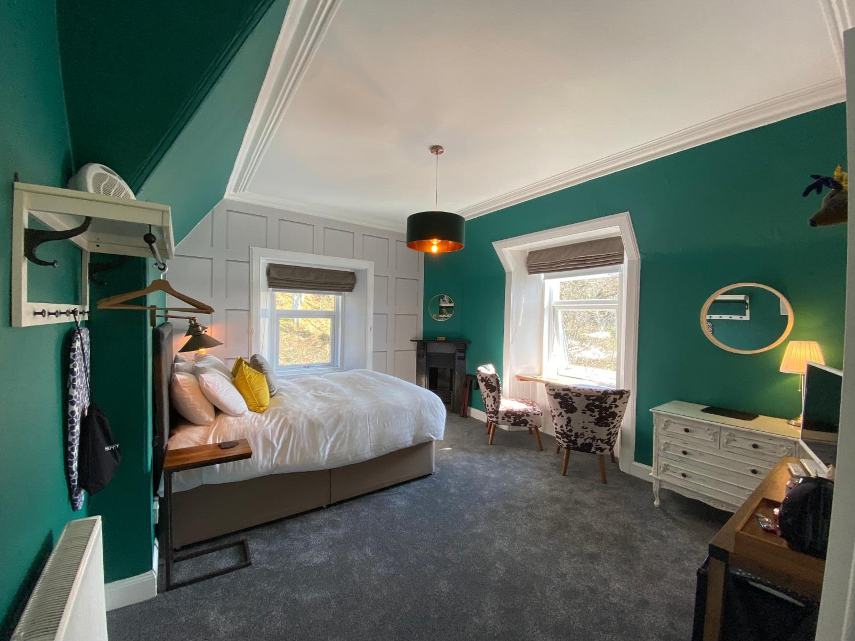 Double Room - Photo 6