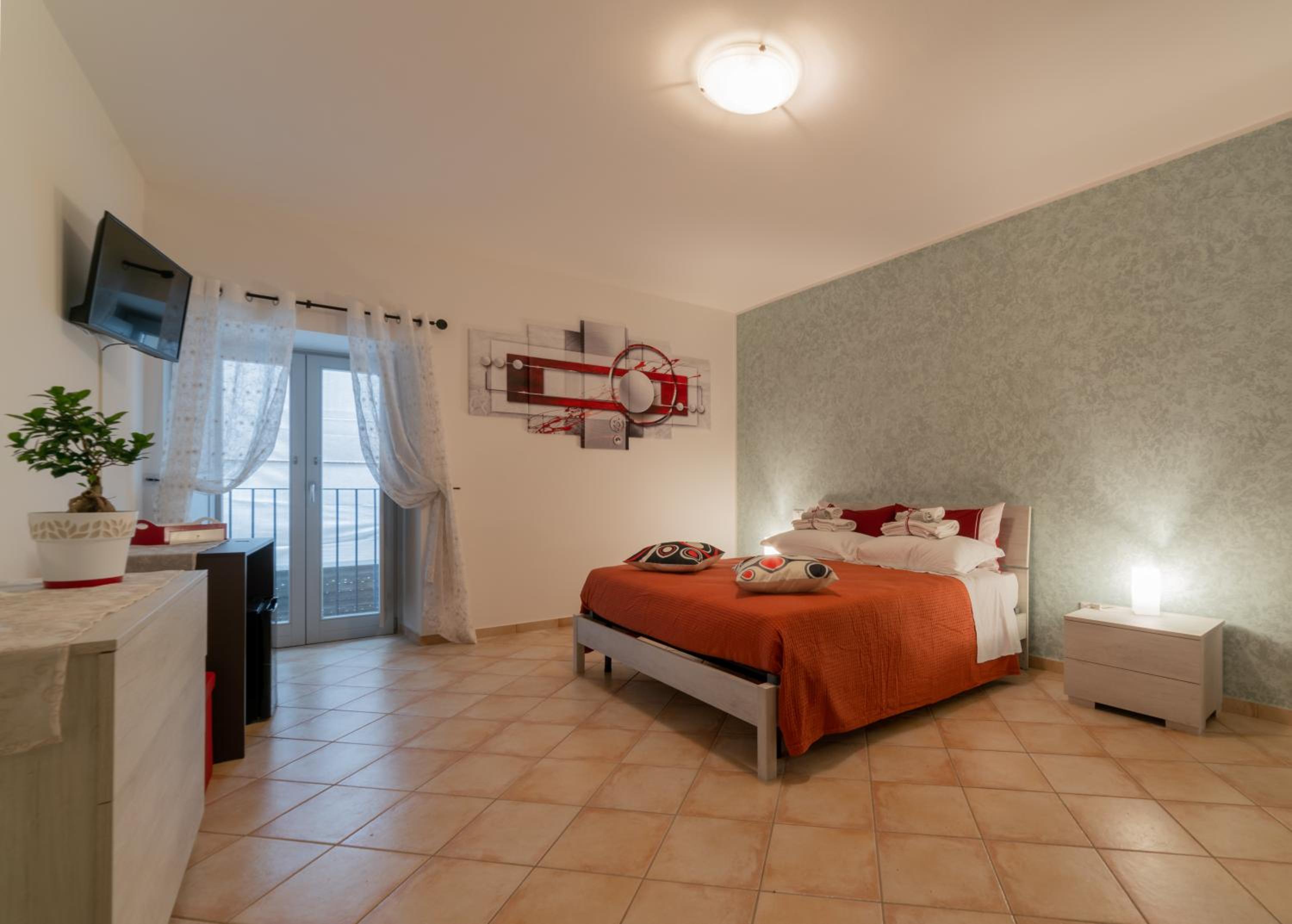 Large Double Room photo 1