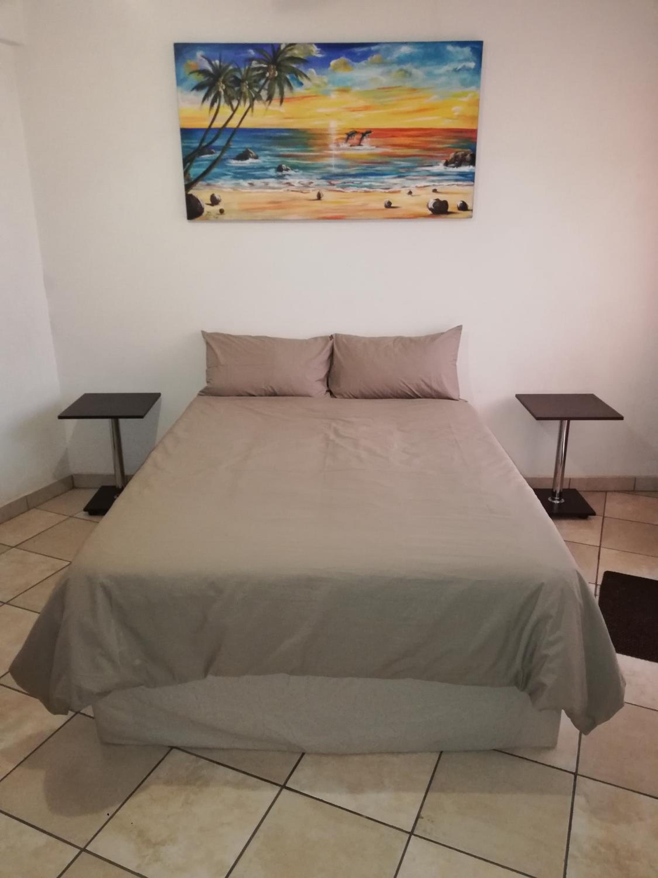 Apartment with Sea View - Photo 12