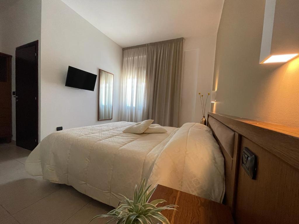 Double Room - Photo 4