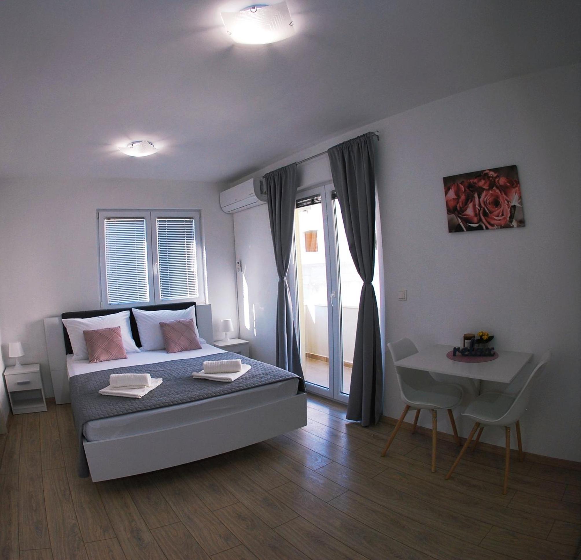 Studio with Balcony