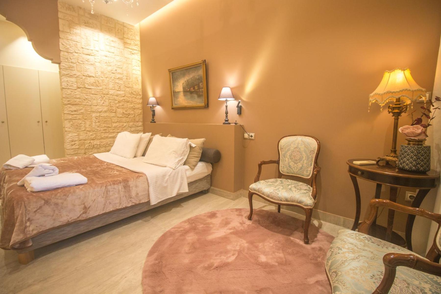 Superior Double Room - Photo 7