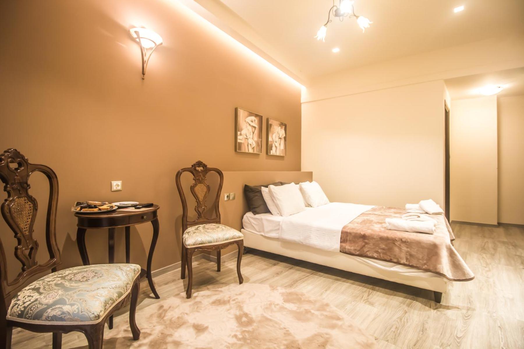 Superior Double Room - Photo 8