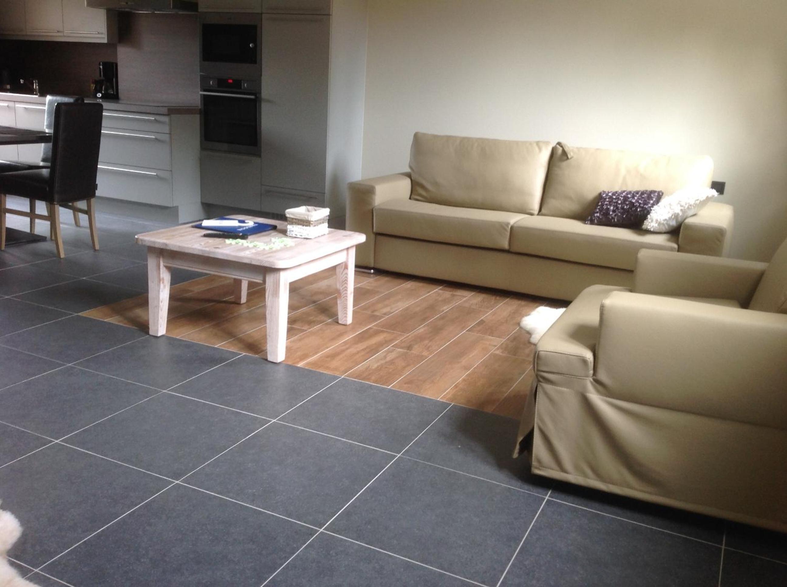 Apartment 6 photo 1