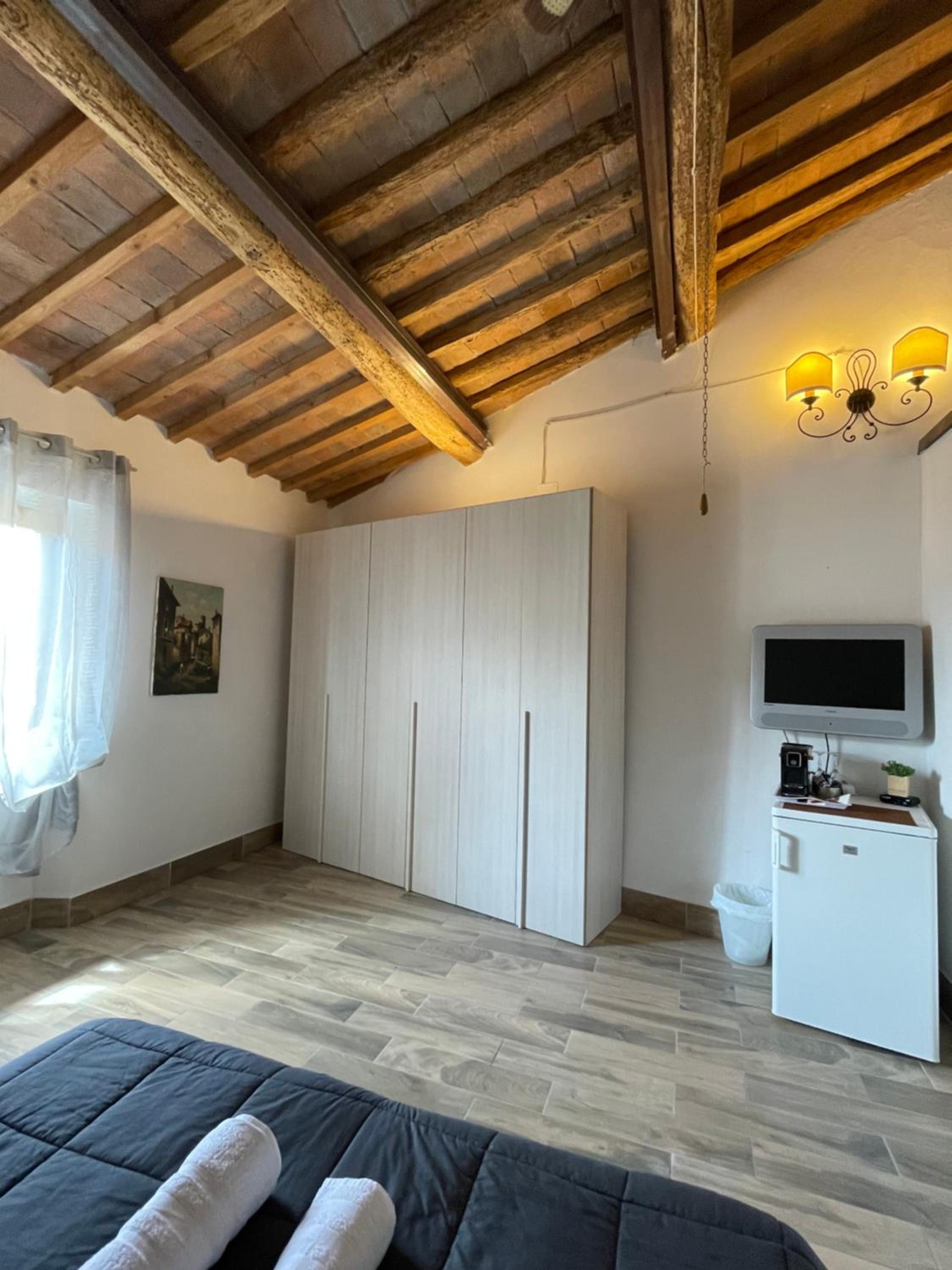 Double Room With Private Bathroom photo 3