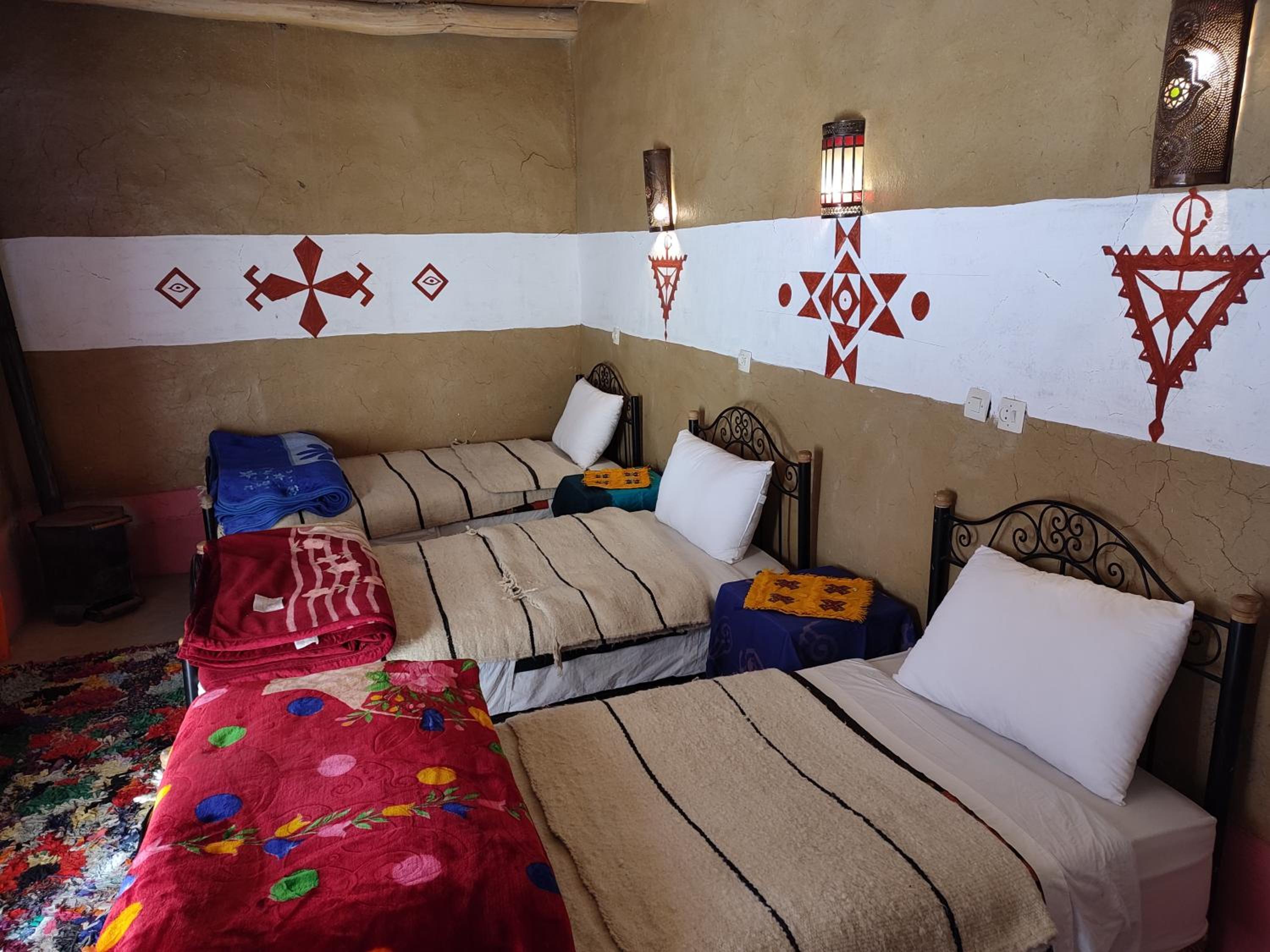 Triple Room with Private Bathroom - Photo 1