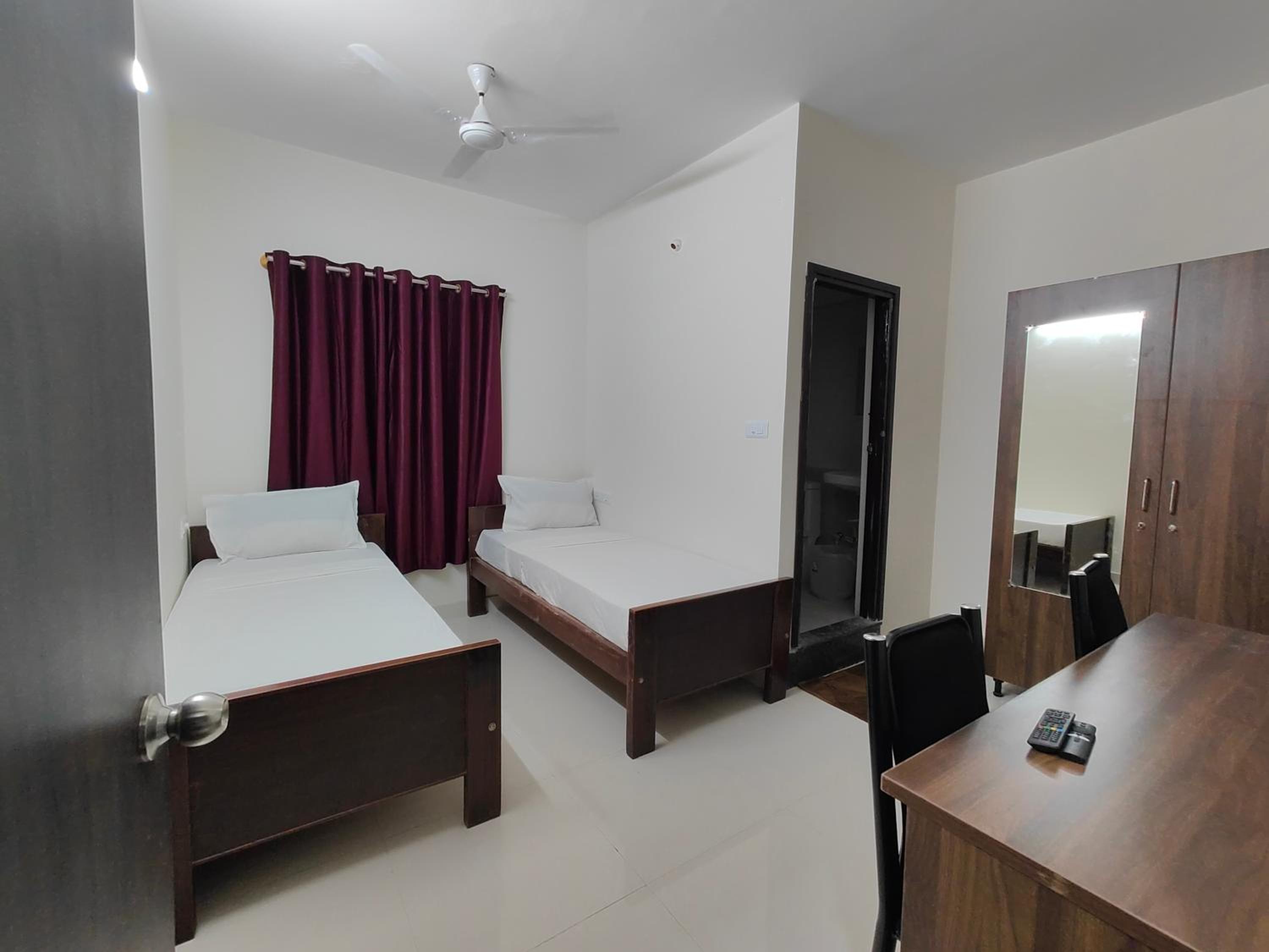 Deluxe Twin Room
