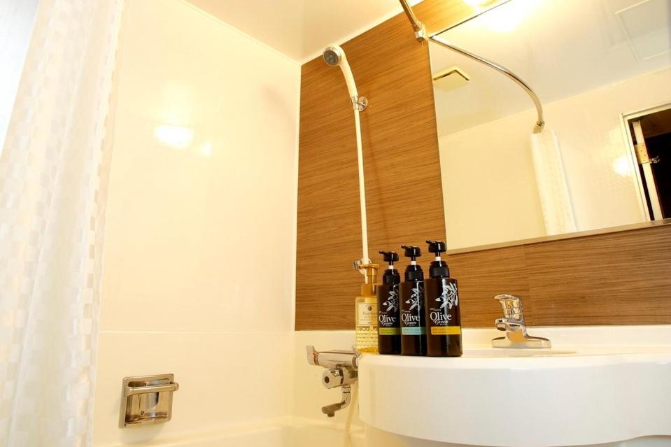 Standard Single Room - Smoking photo 2