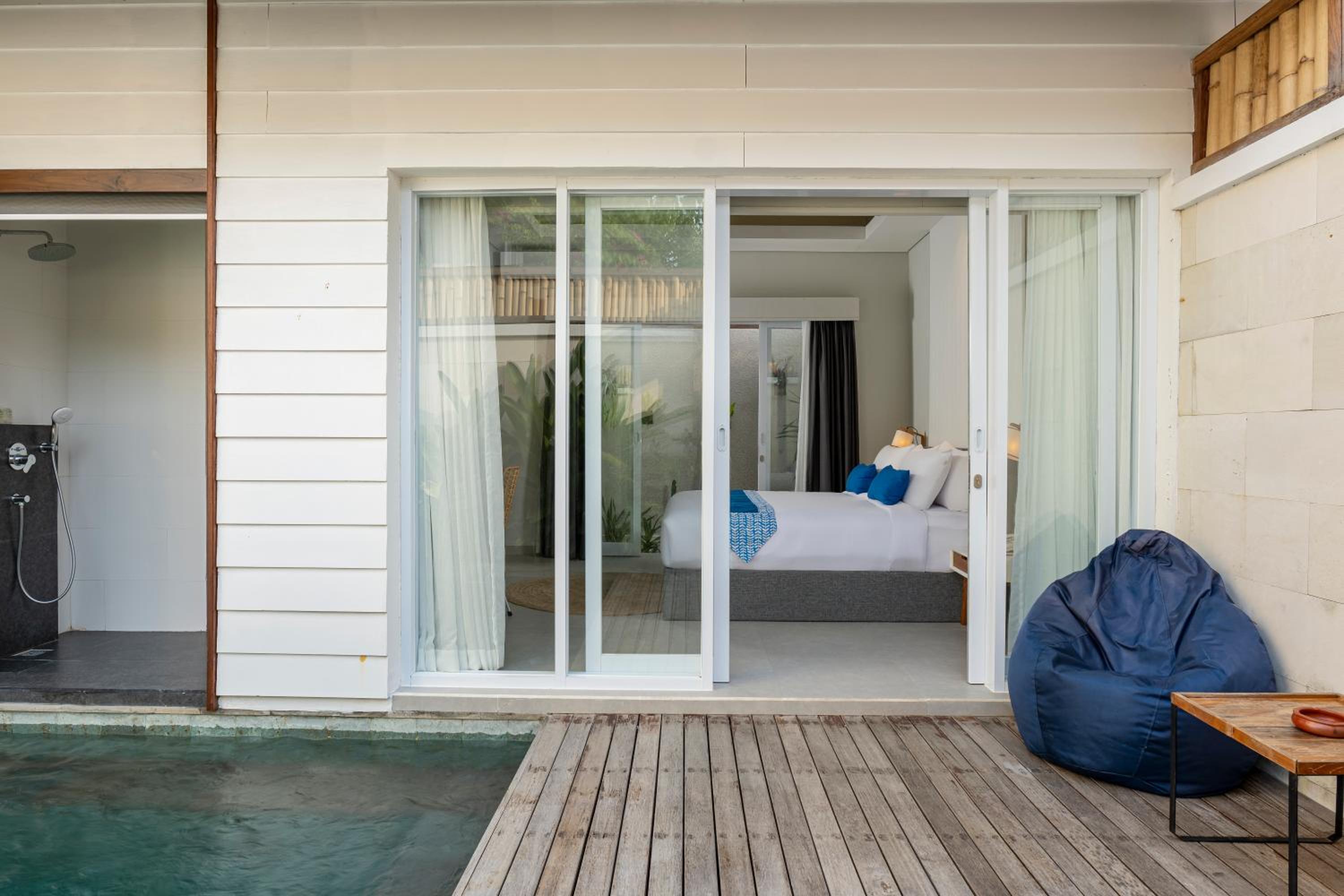 Suite One-Bedroom Villa with Plunge Pool photo 3