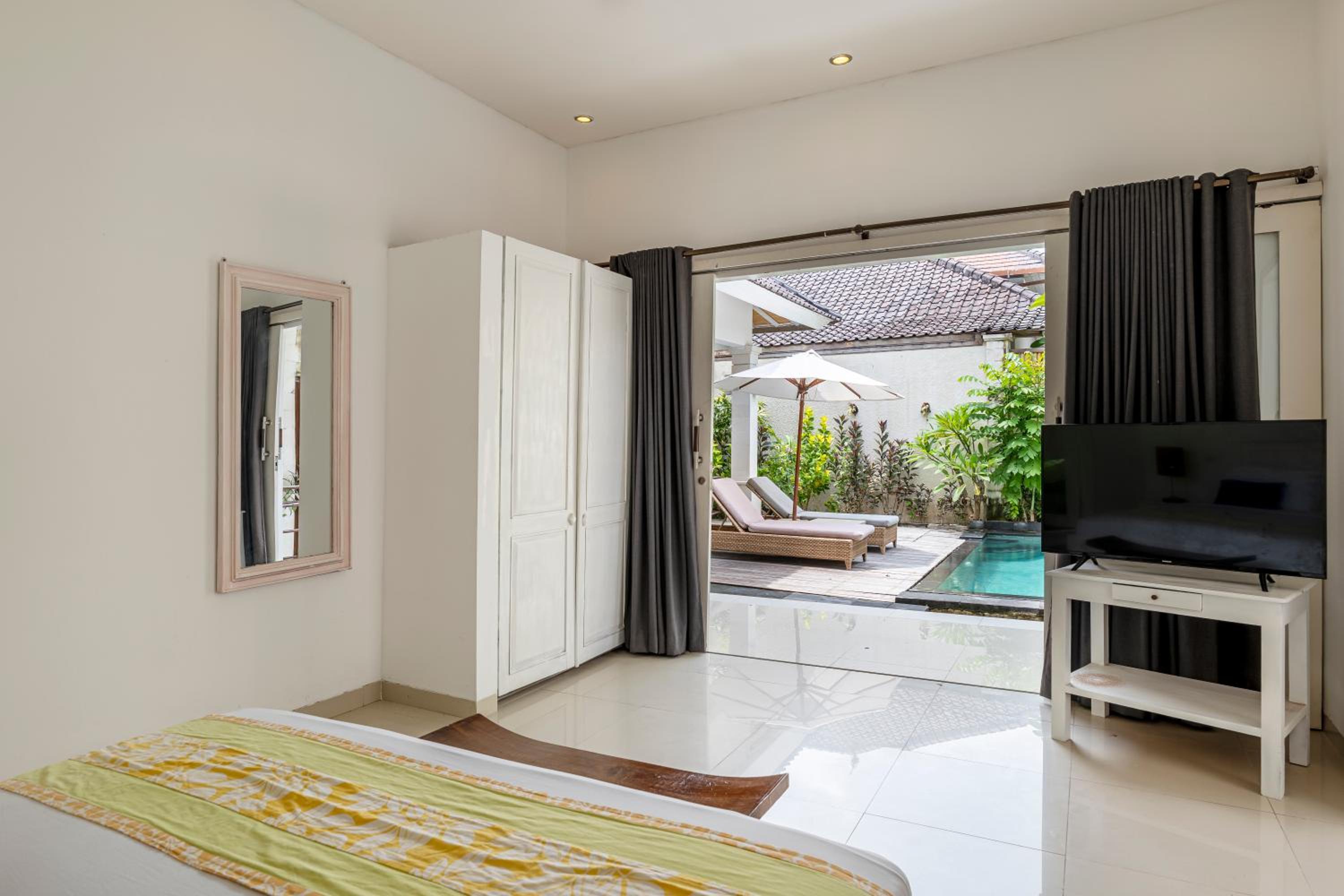 Jepun Two-Bedroom Villa with Private Pool photo 3