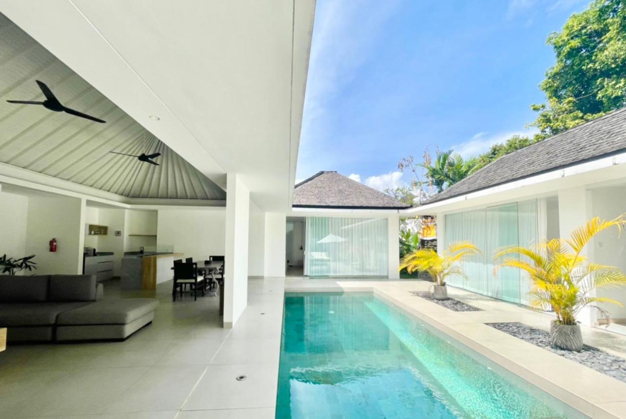 Three-Bedroom Villa - Photo 14