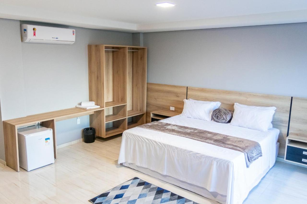 King Suite with Balcony photo 2