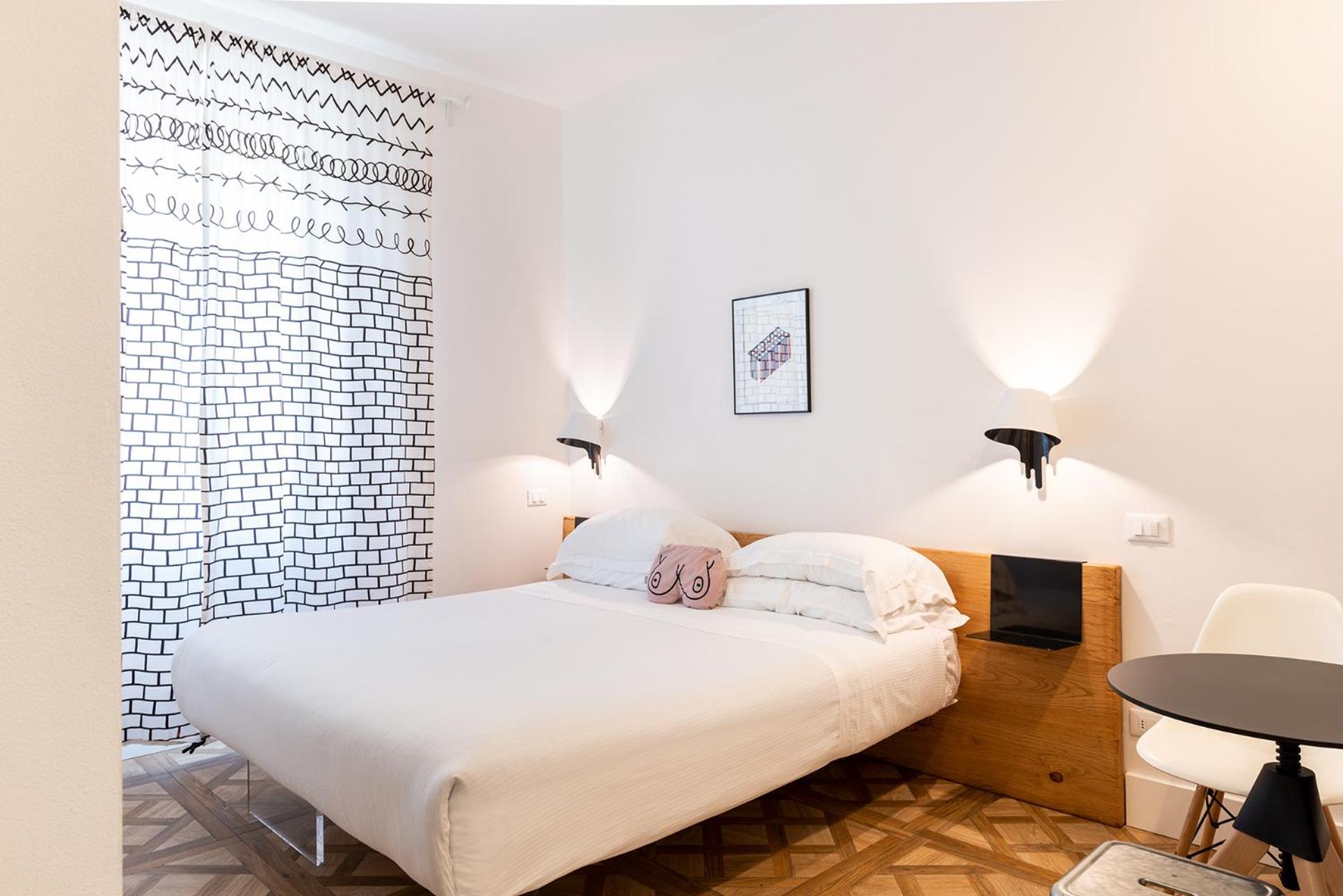 Double Room - Photo 1