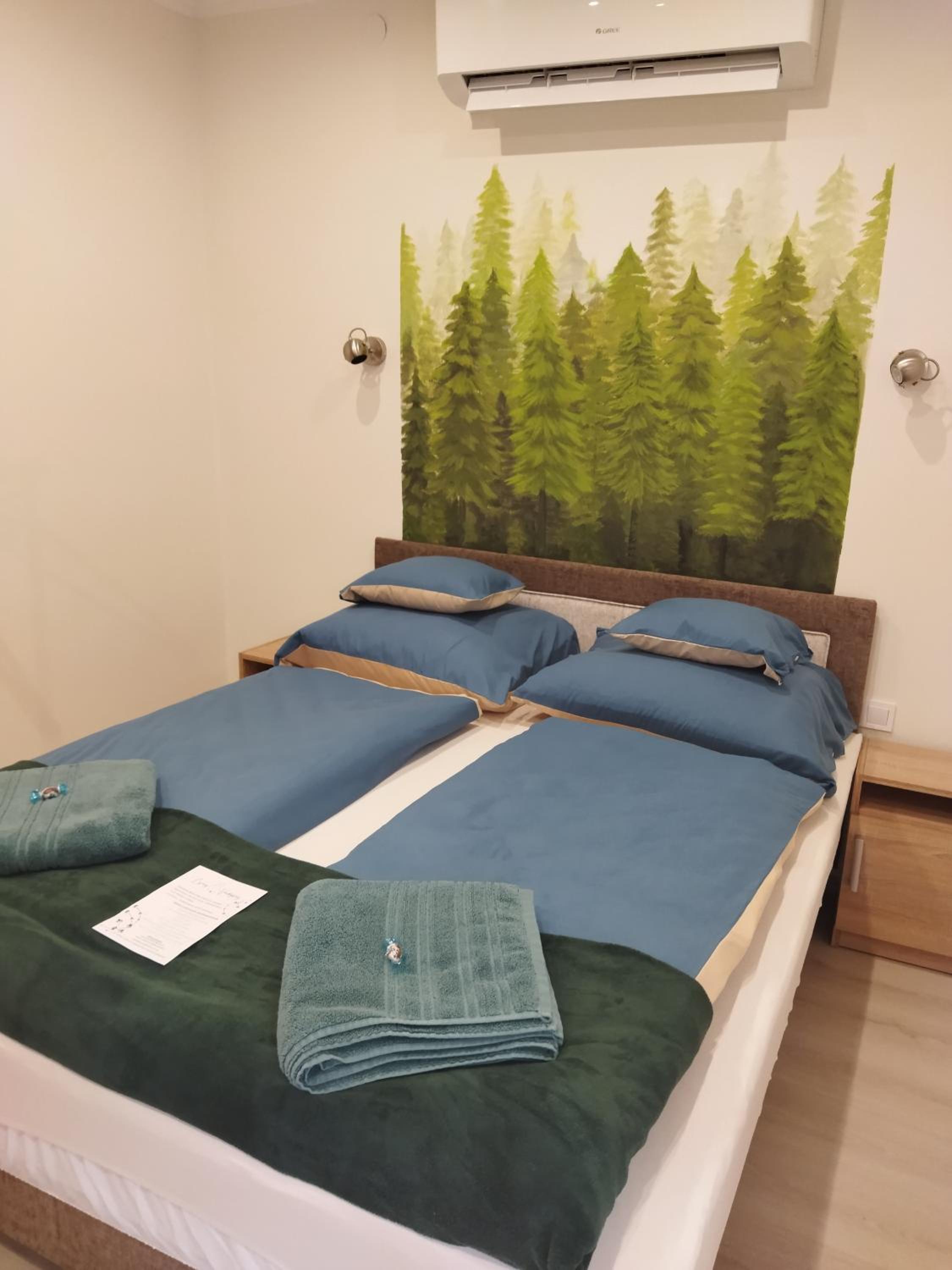 Double Room with Private Bathroom photo 1