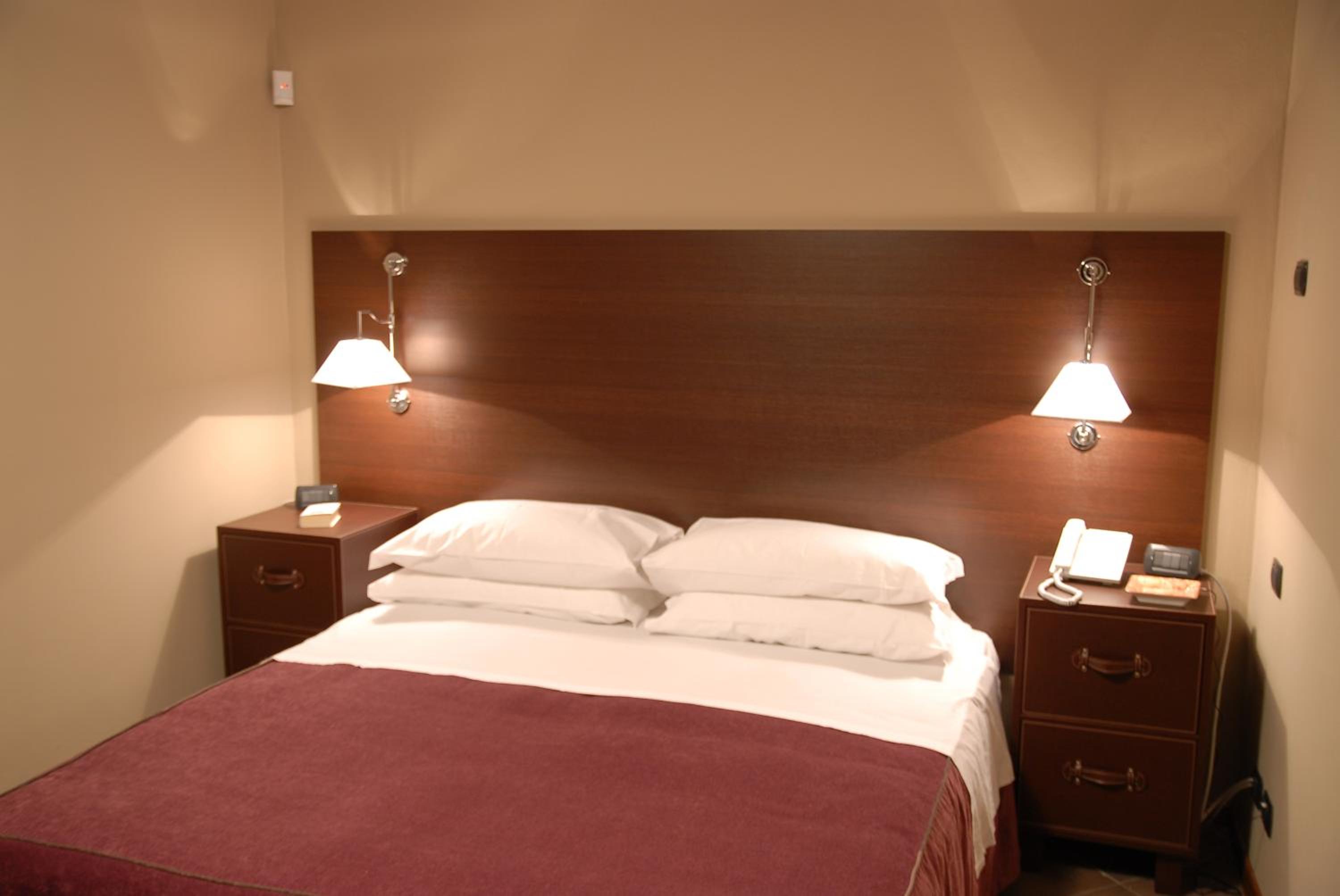 Budget Double or Twin Room photo 3