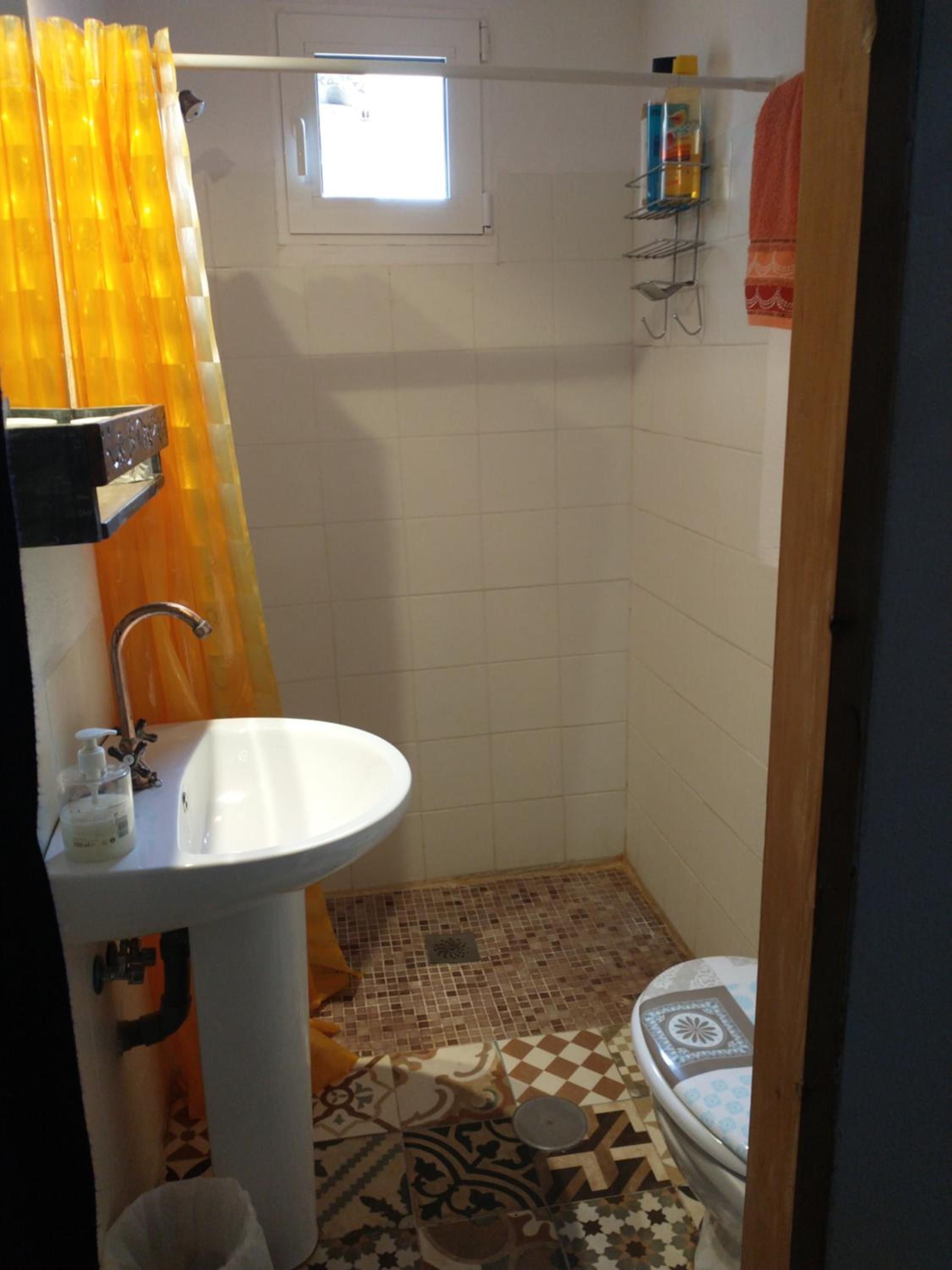 Budget Double Room photo 2