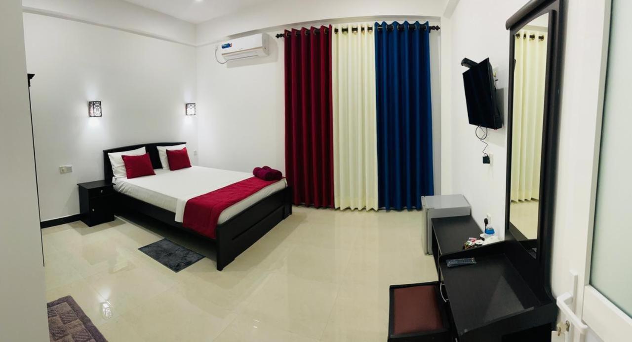 Deluxe Single Room