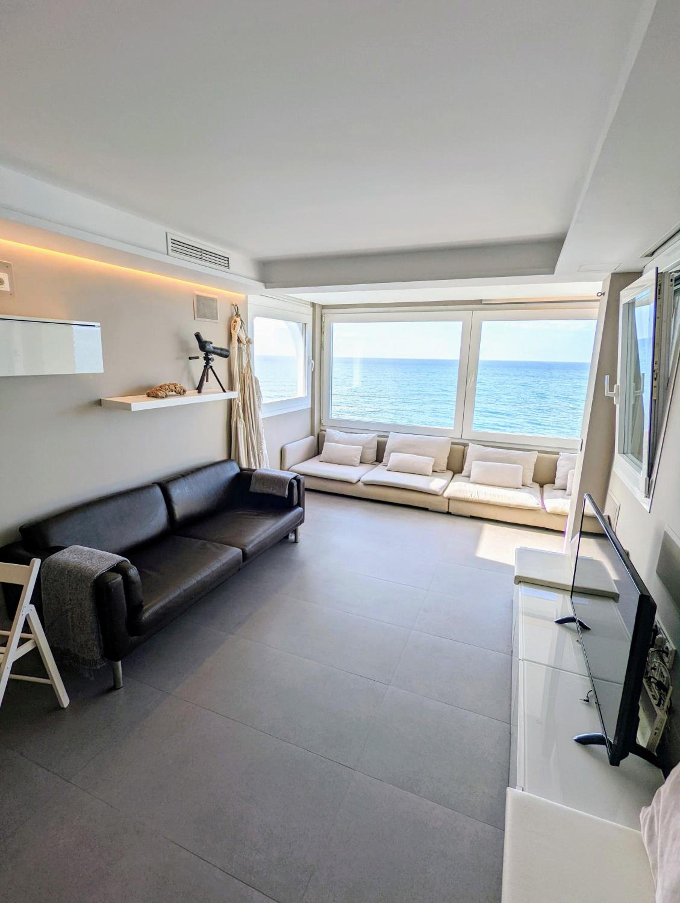 Apartment with Pool View  photo 3