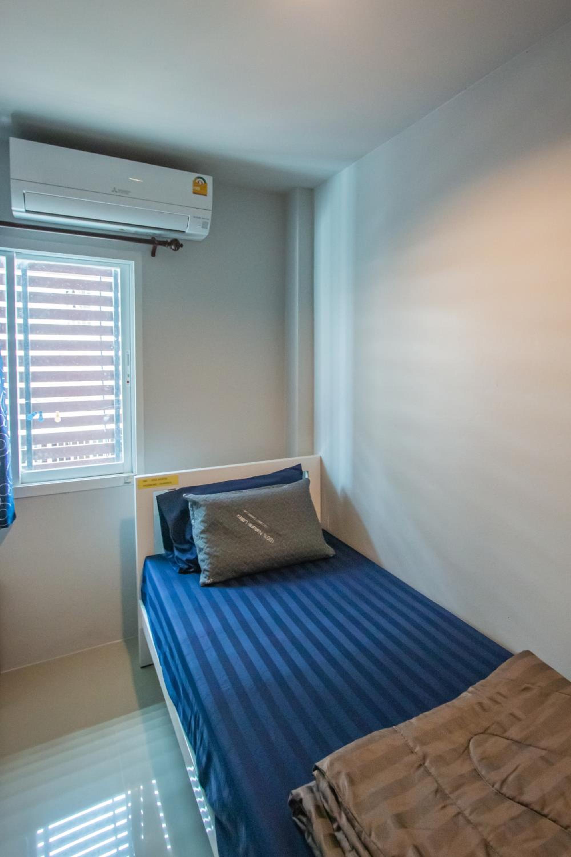 Single Room with Shared Toilet photo 3
