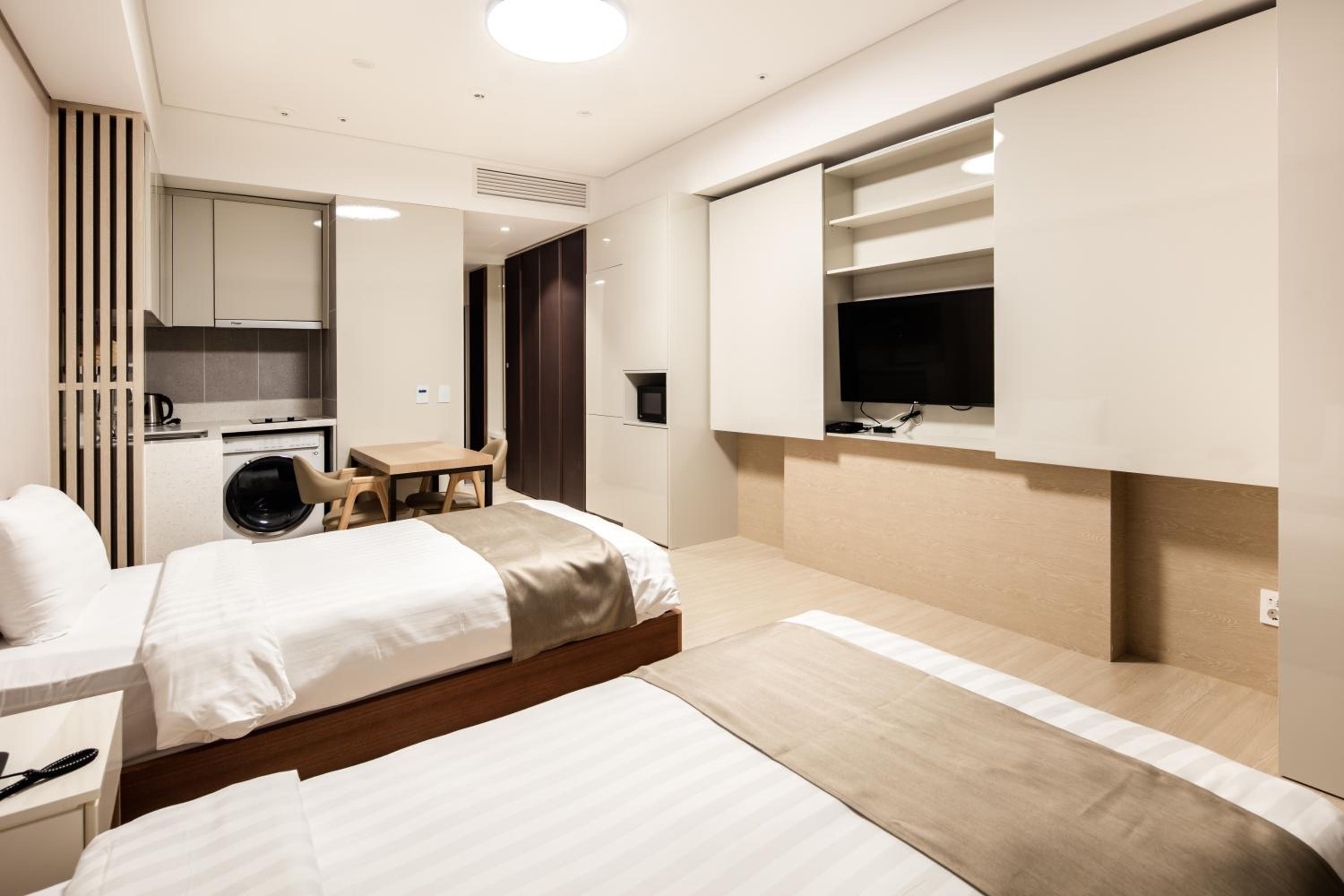 Residence Twin Room - 2 Free Coffee photo 1