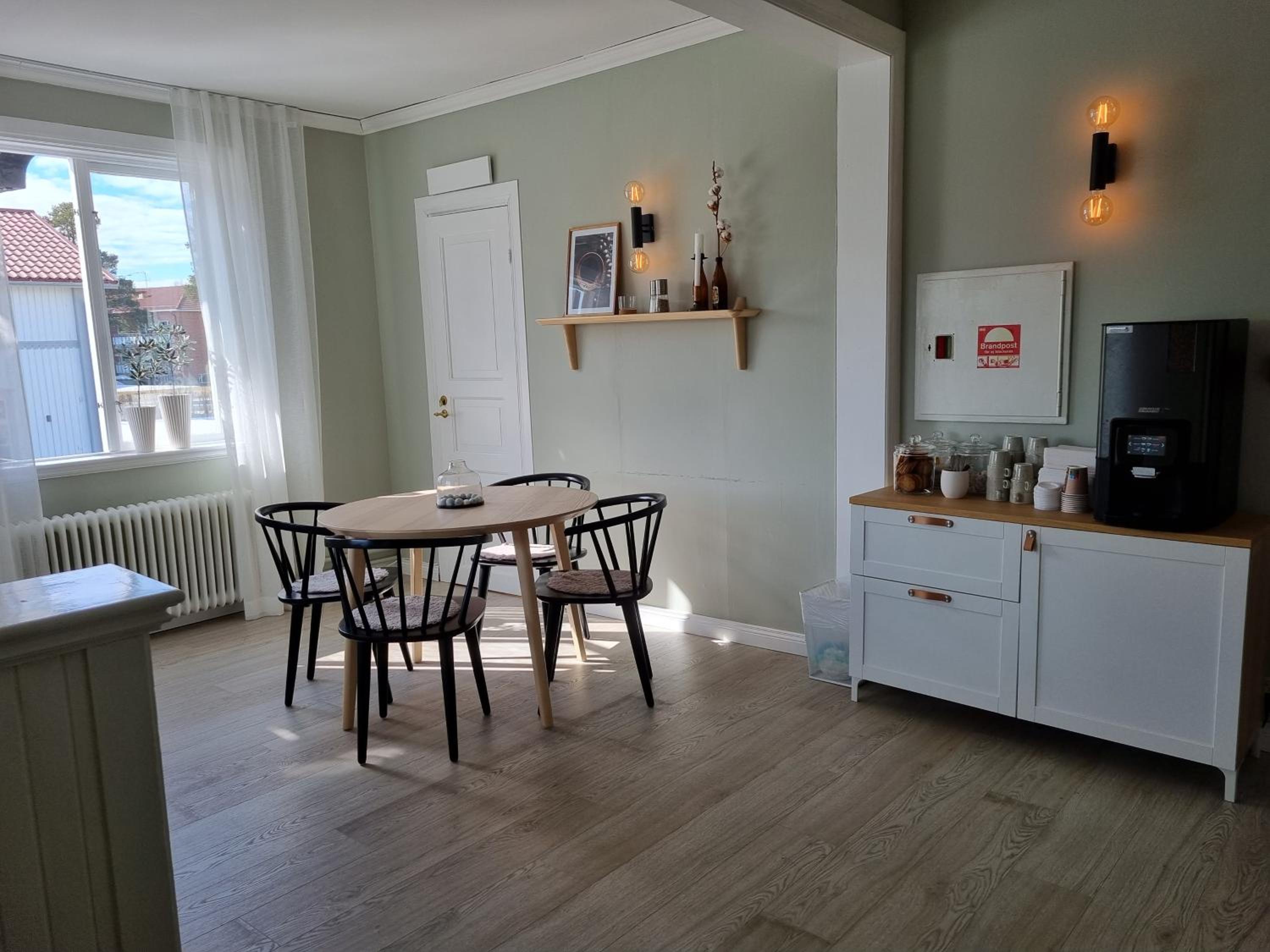 Double Room - Photo 2