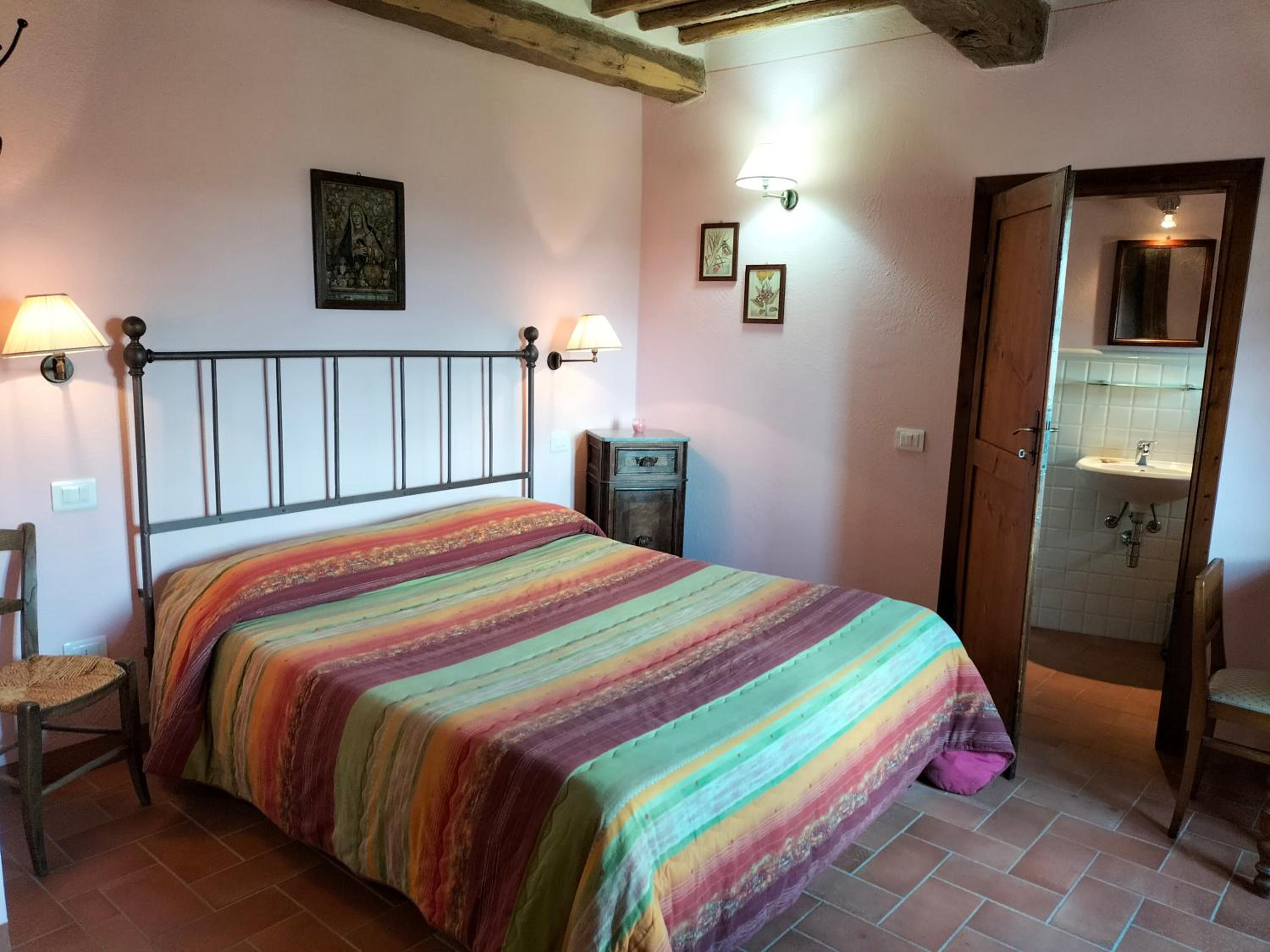 Double Room With Private Bathroom photo 3