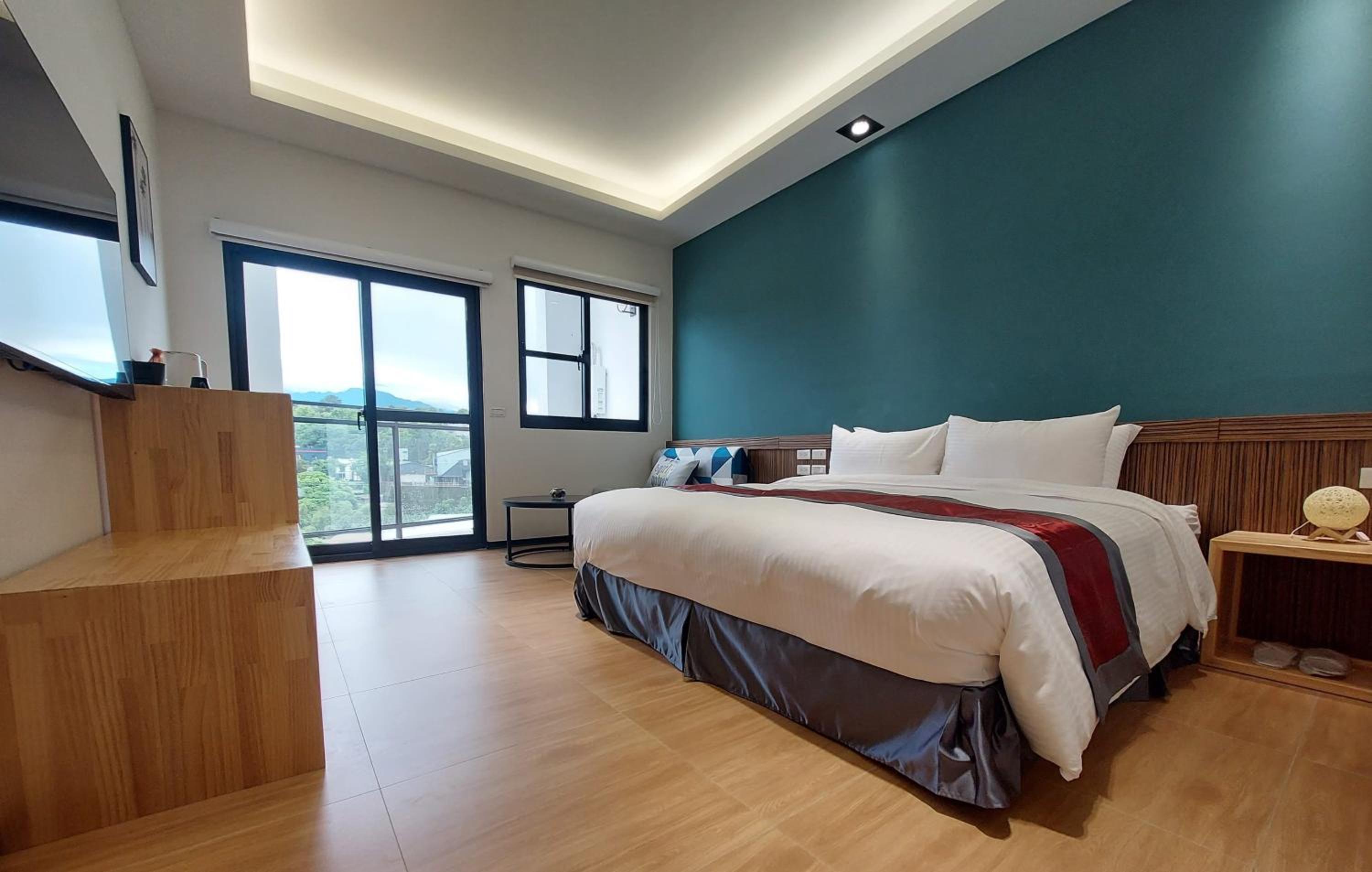 King Room with Balcony