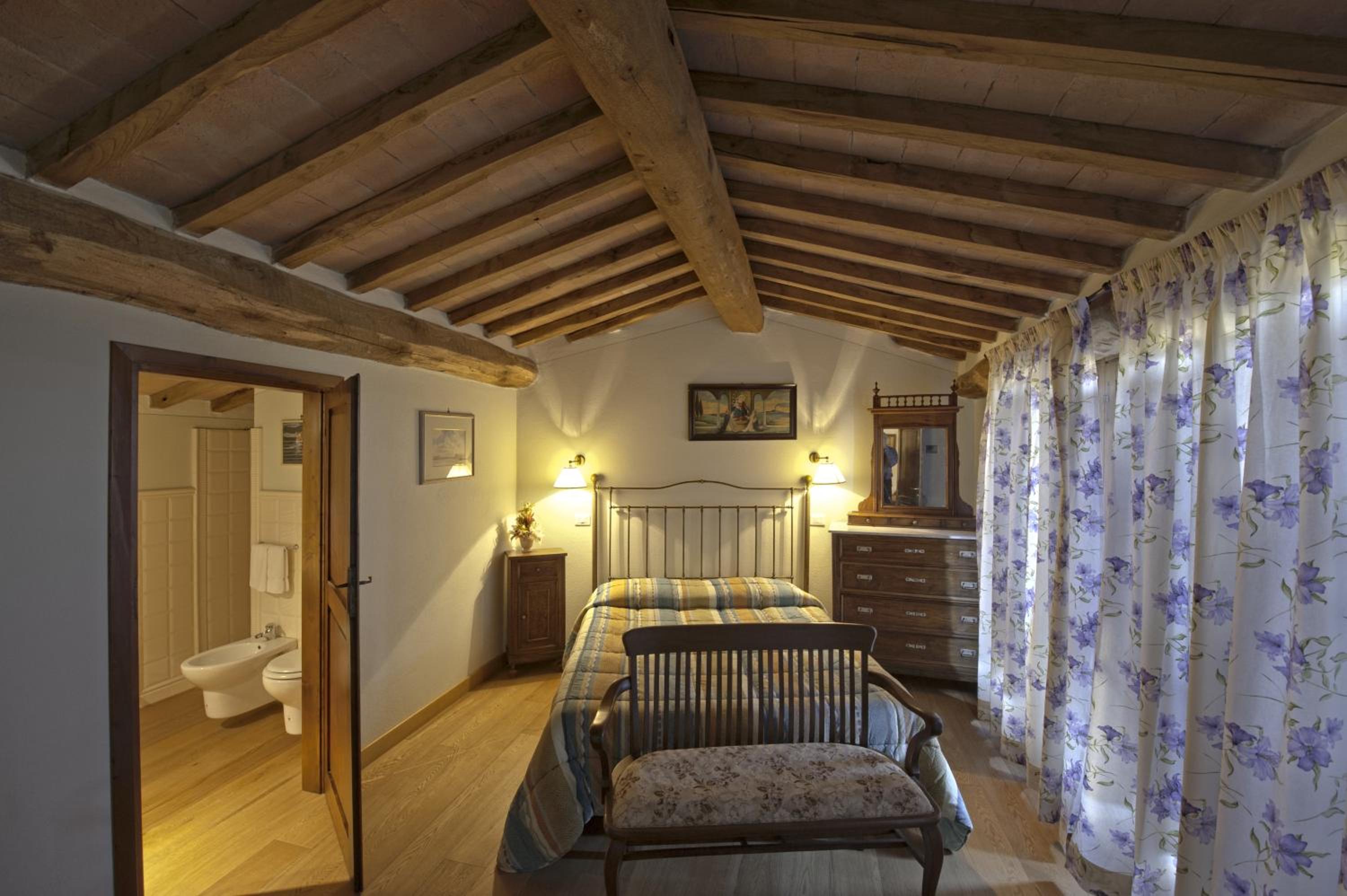 Deluxe Double Room With Balcony photo 1