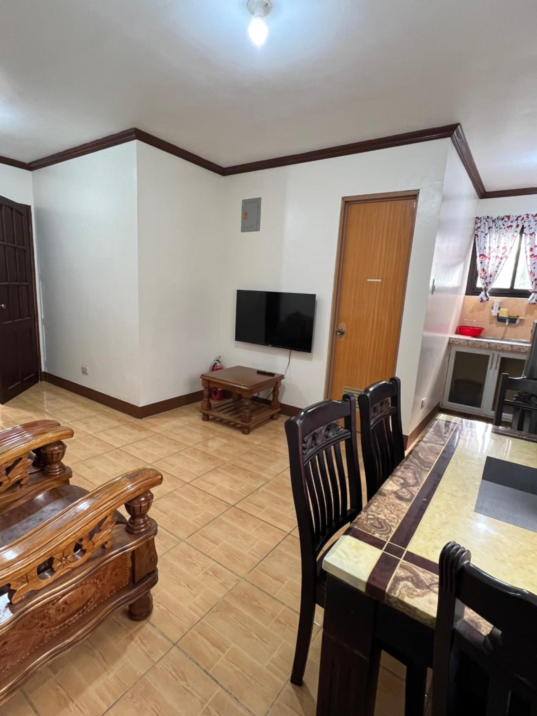 Apartment - Split Level - Photo 31