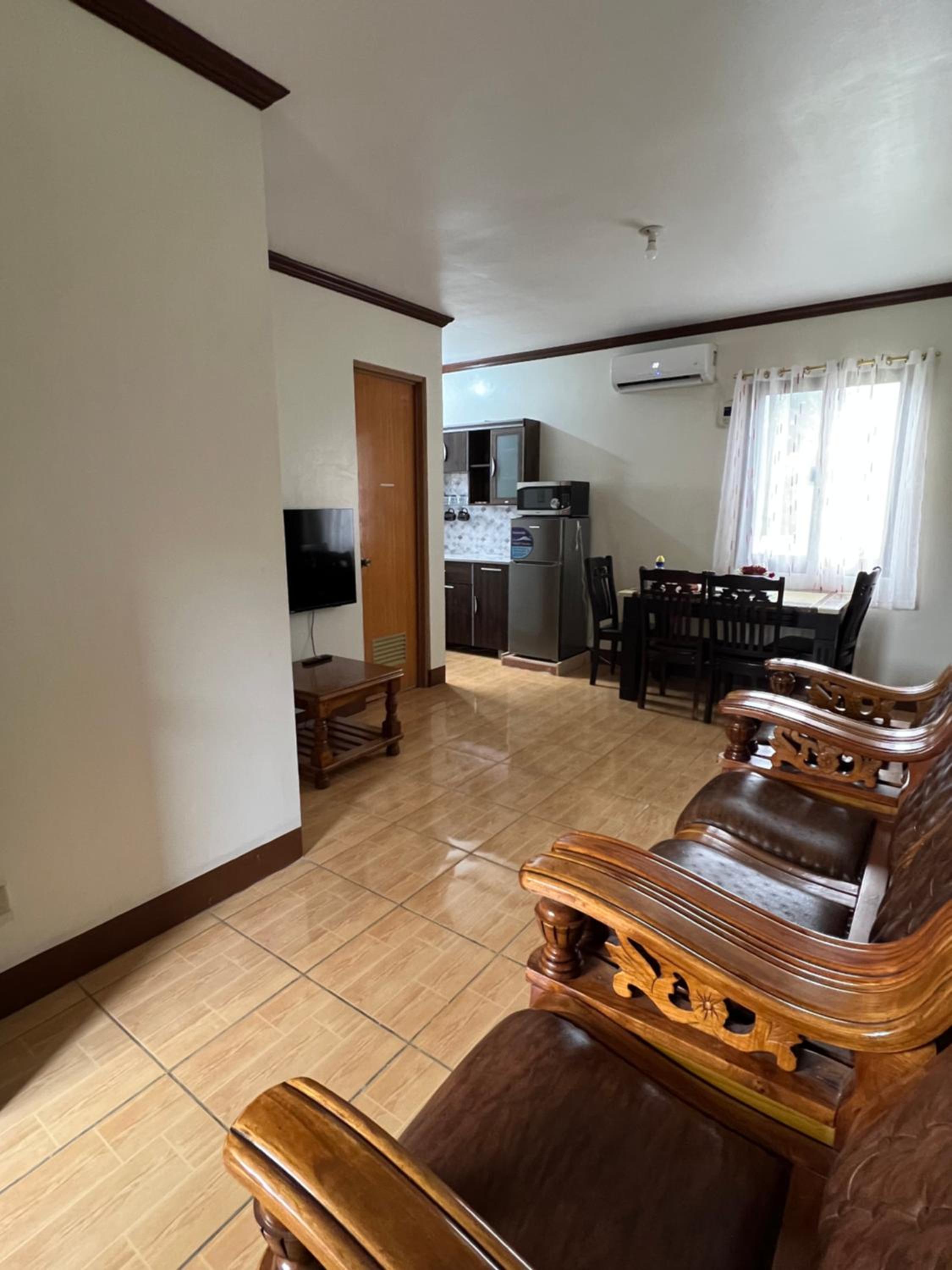 Apartment - Split Level - Photo 21