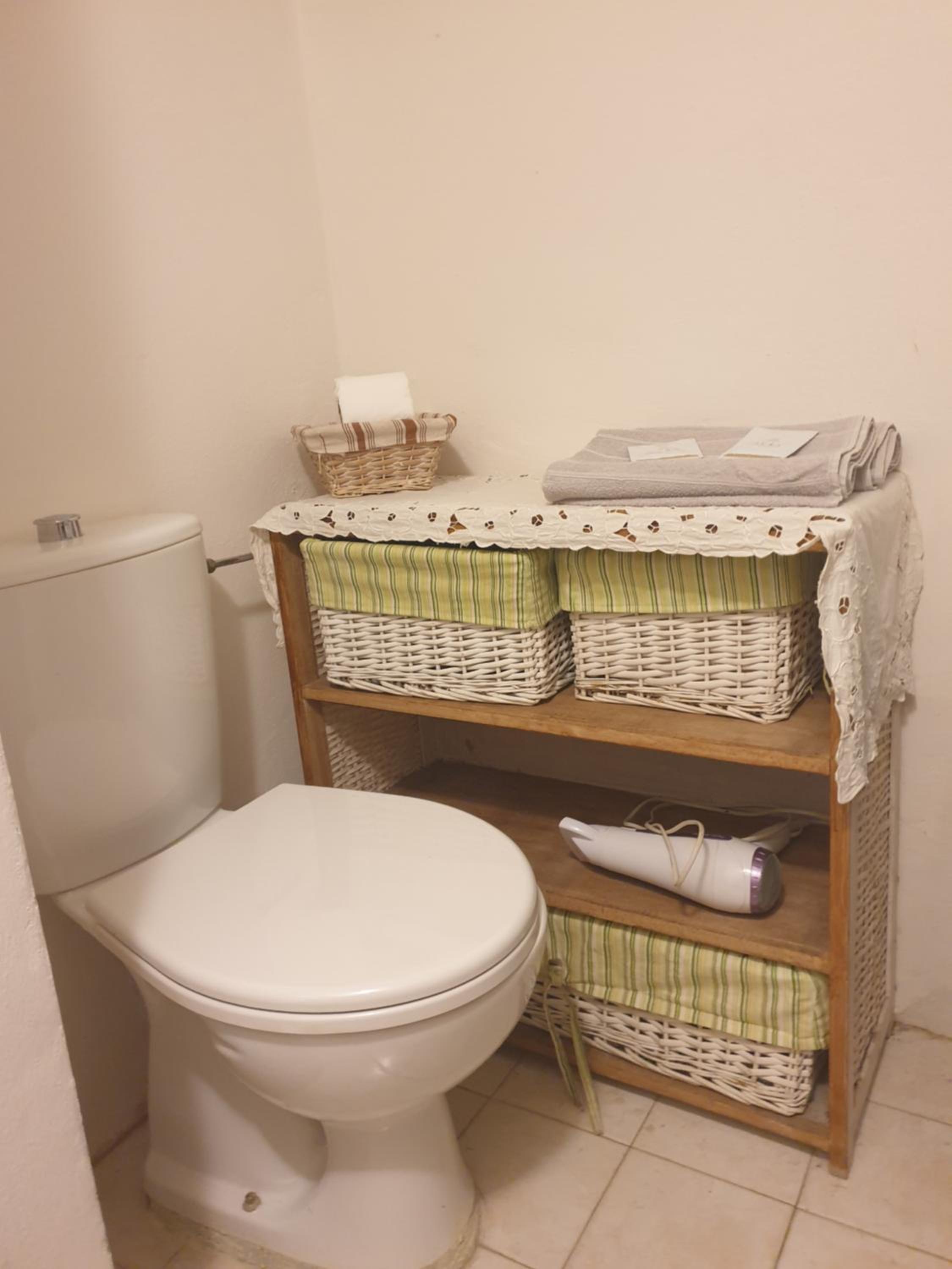Double Room with Private Bathroom photo 2
