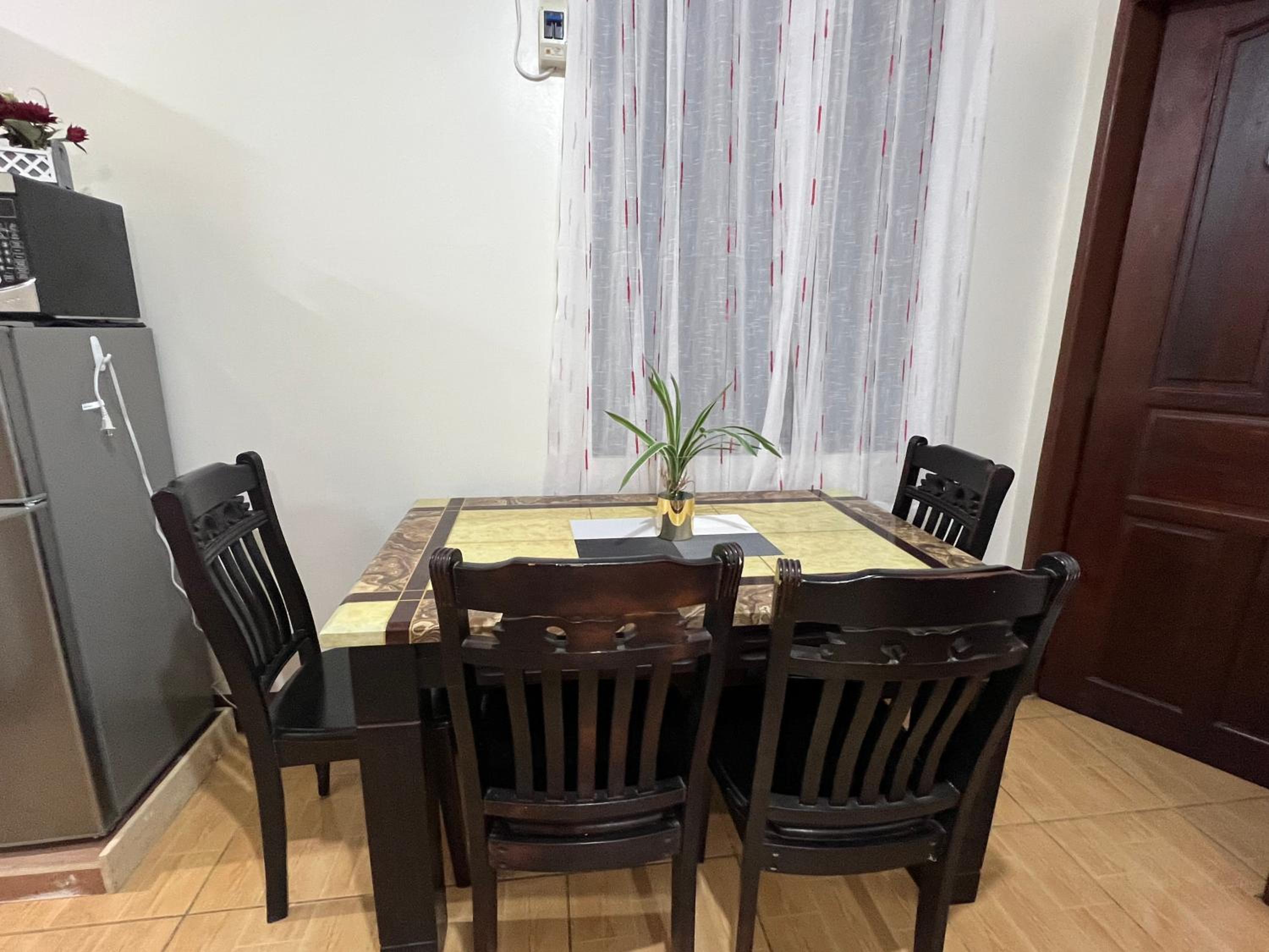Apartment - Split Level - Photo 25