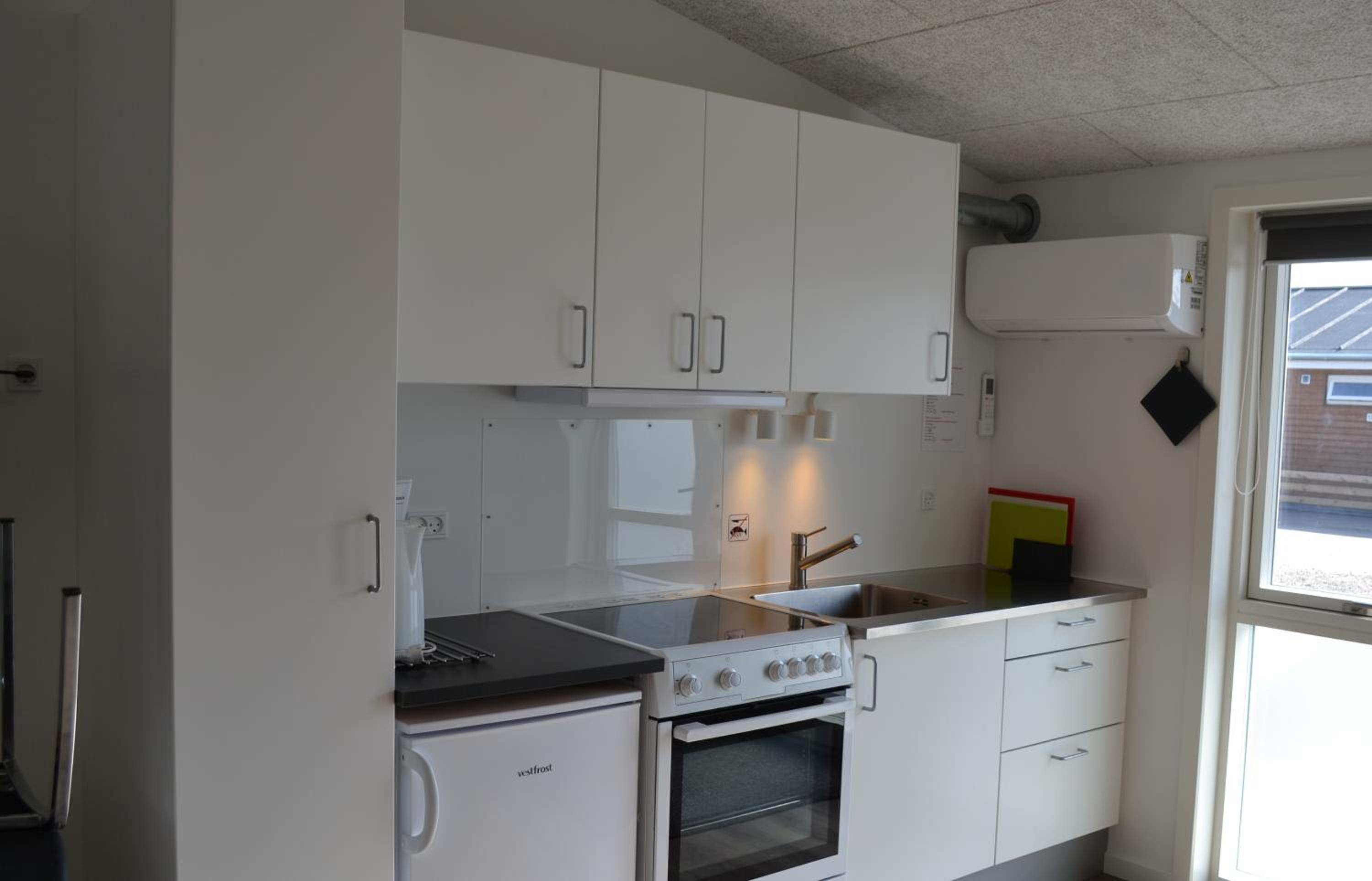 Apartment photo 2