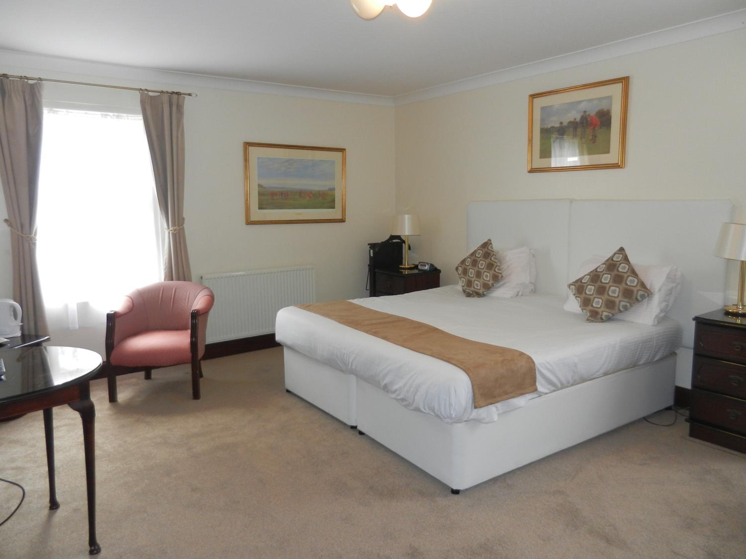 Superior Double Room - Non-Smoking - Photo 10