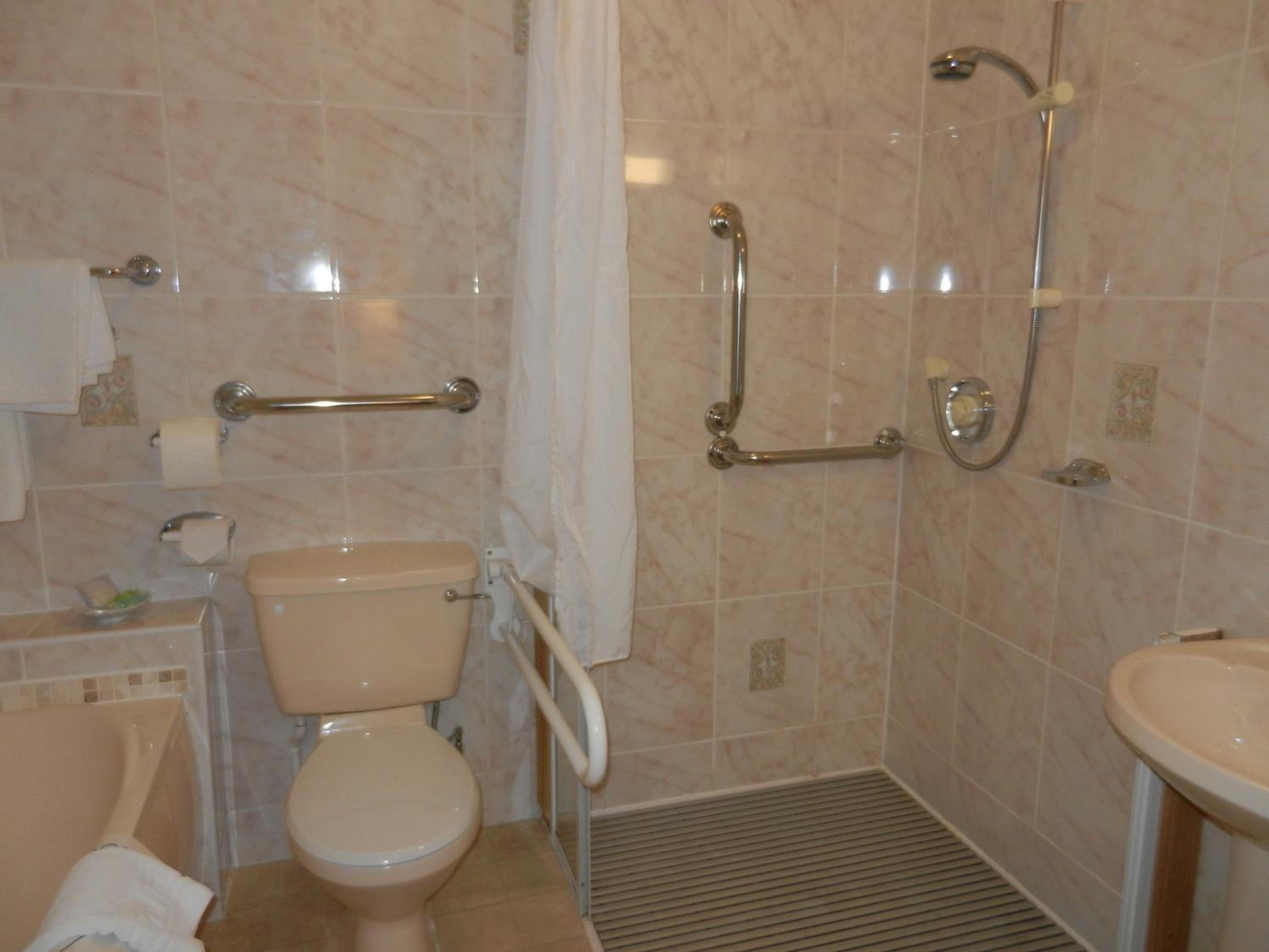 Superior Double Room - Non-Smoking - Photo 8