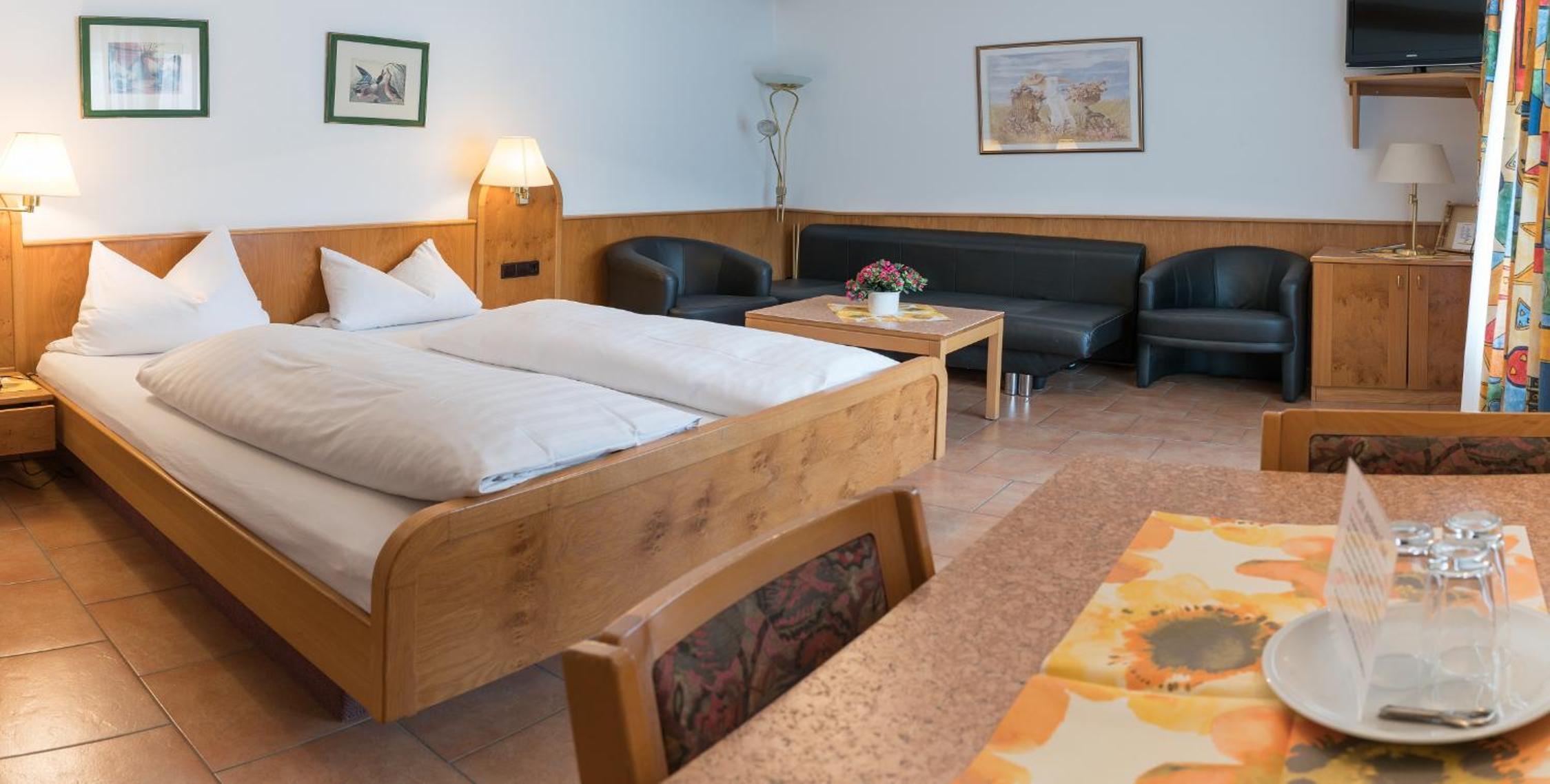 Triple Room - Photo 1
