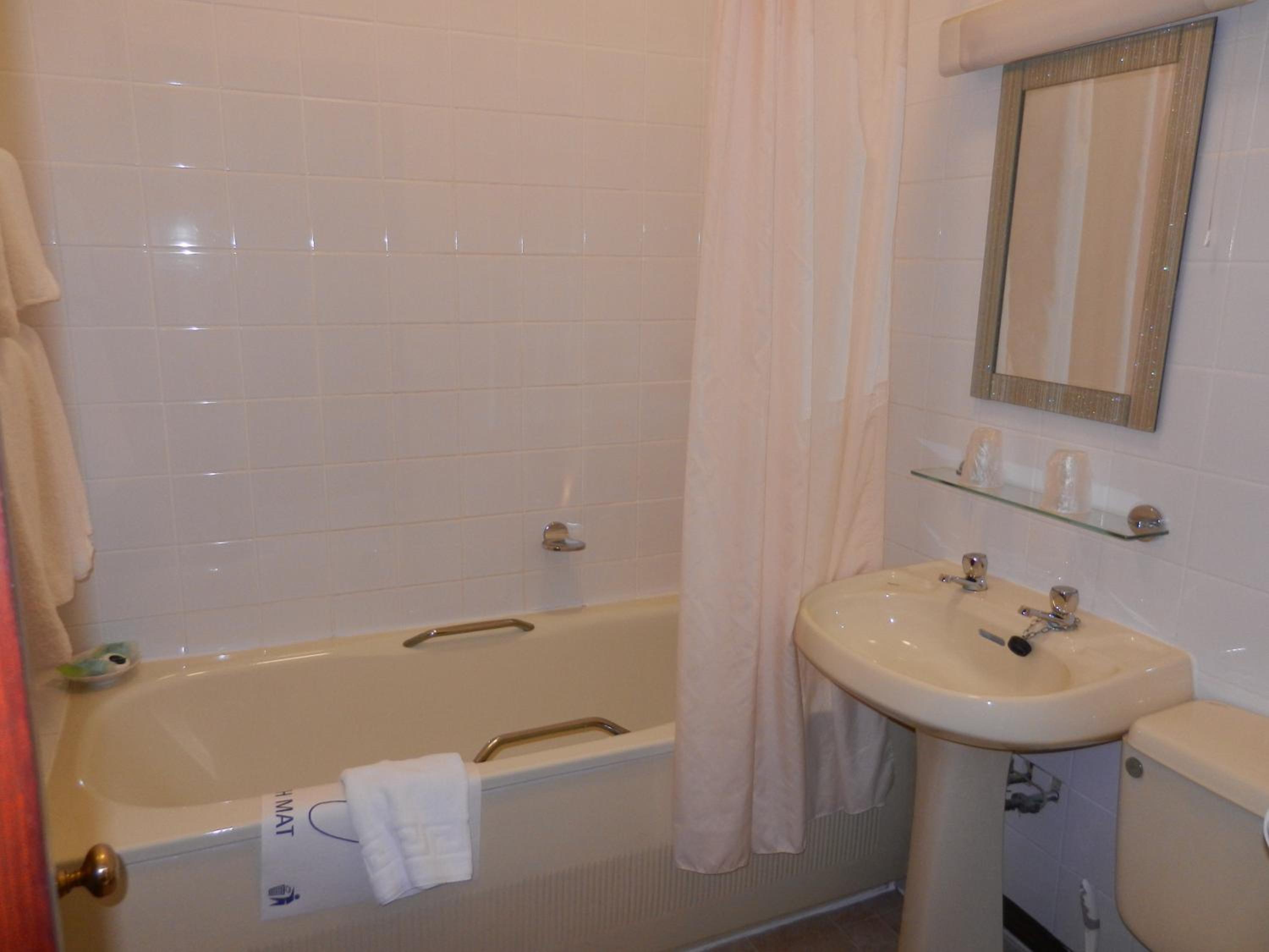Superior Double Room - Non-Smoking - Photo 4