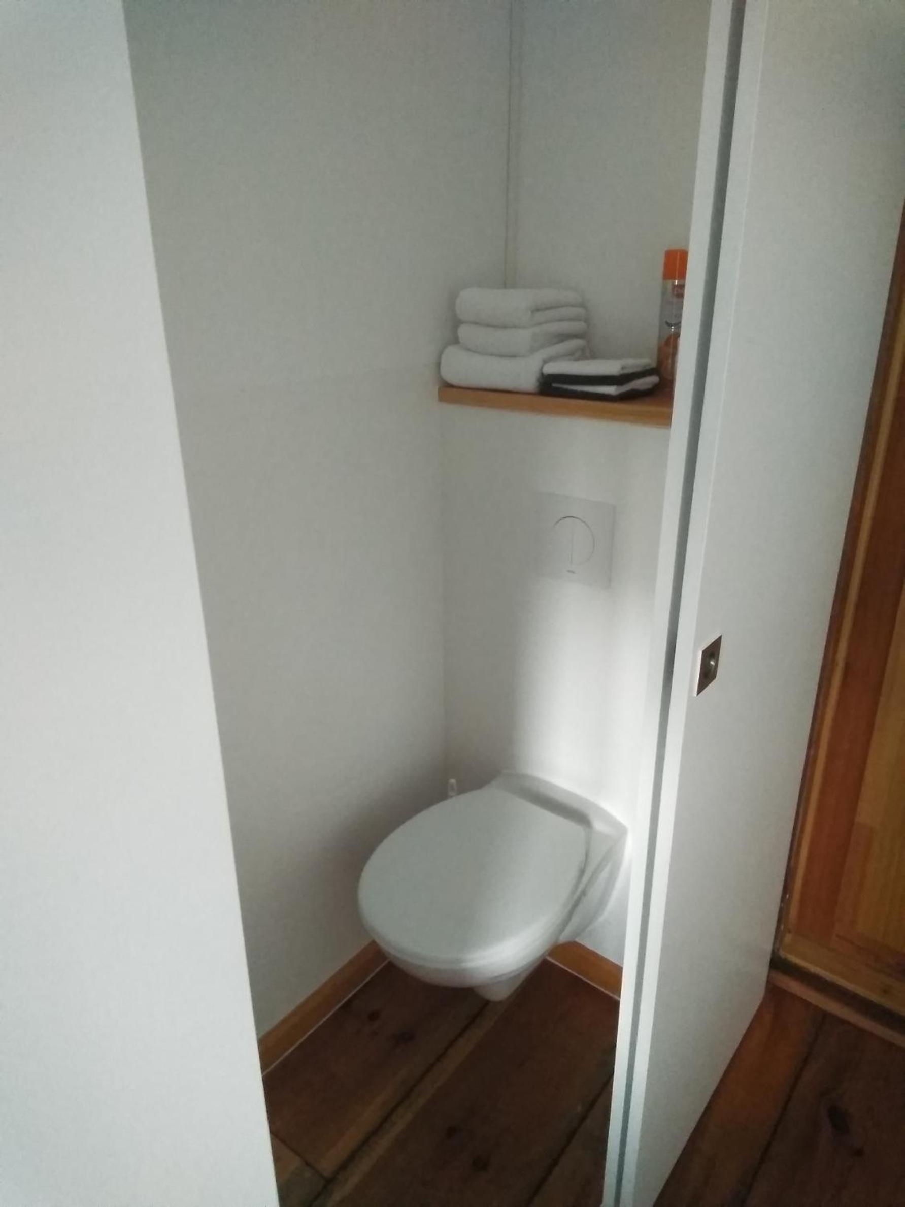 Single Room photo 3