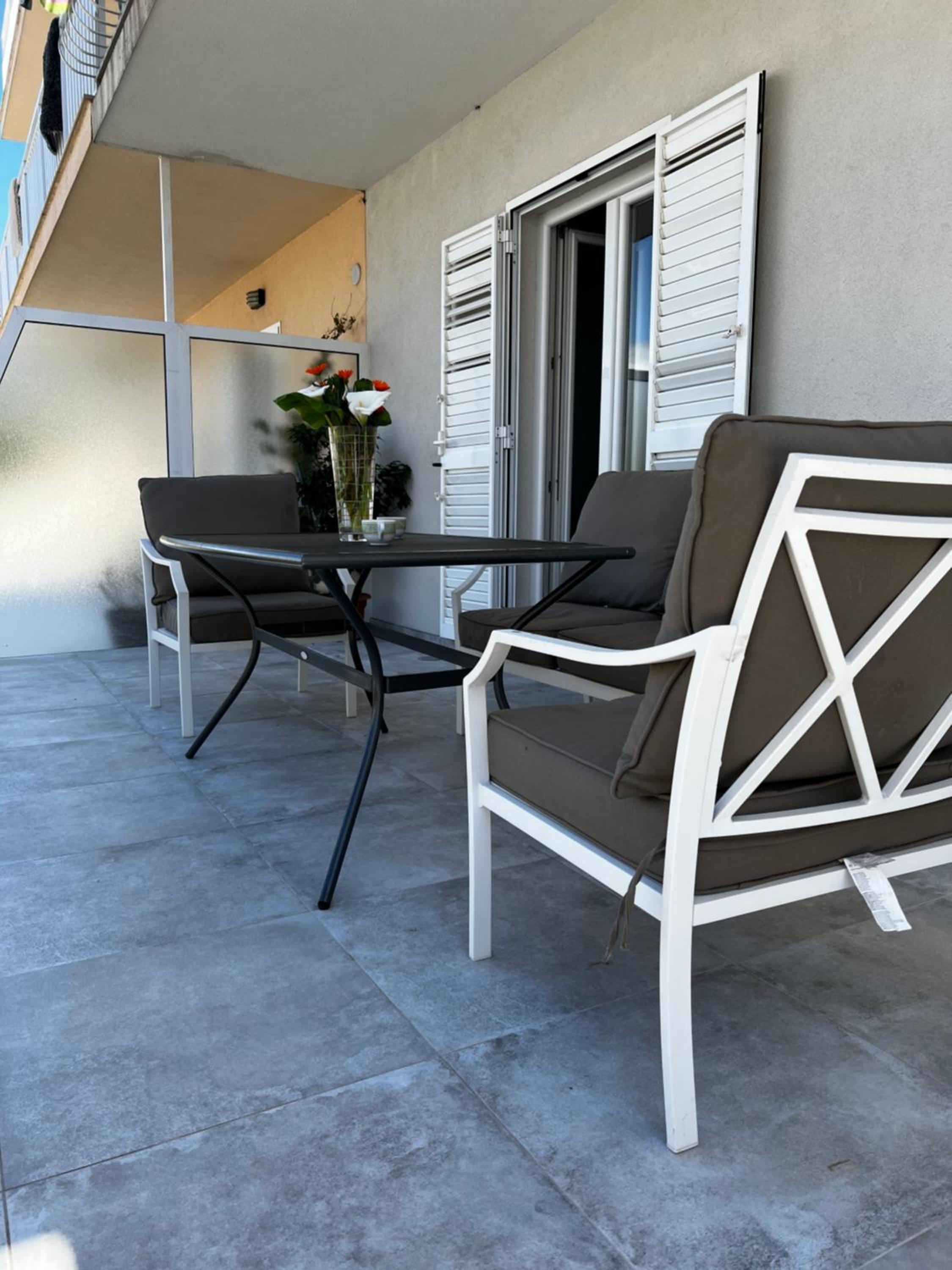 Two Bedroom Apartment with Terrace and Sea View photo 3