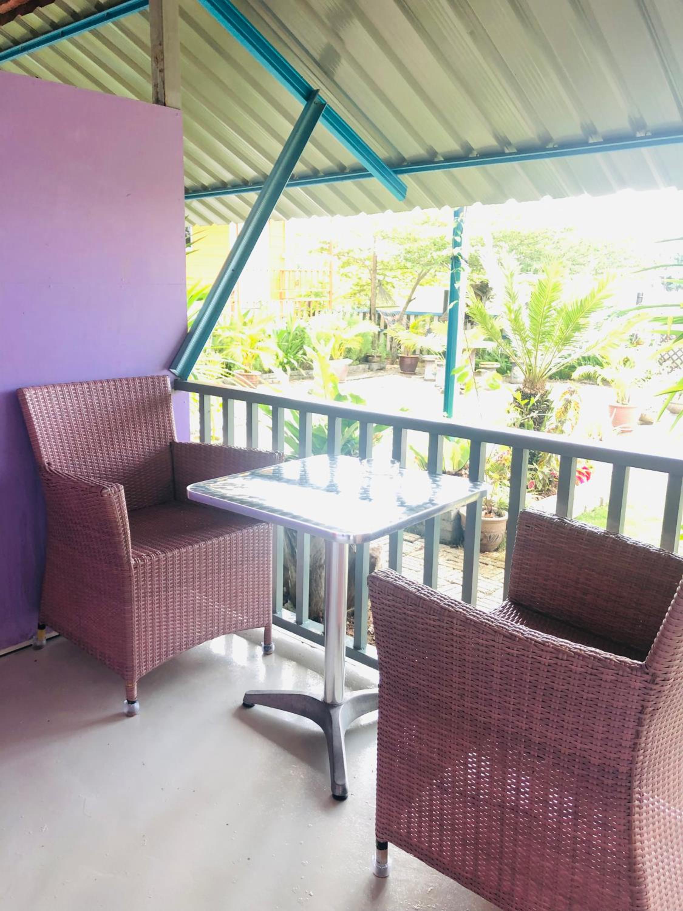 Deluxe Double Room (2 Adults + 1 Child) photo 1