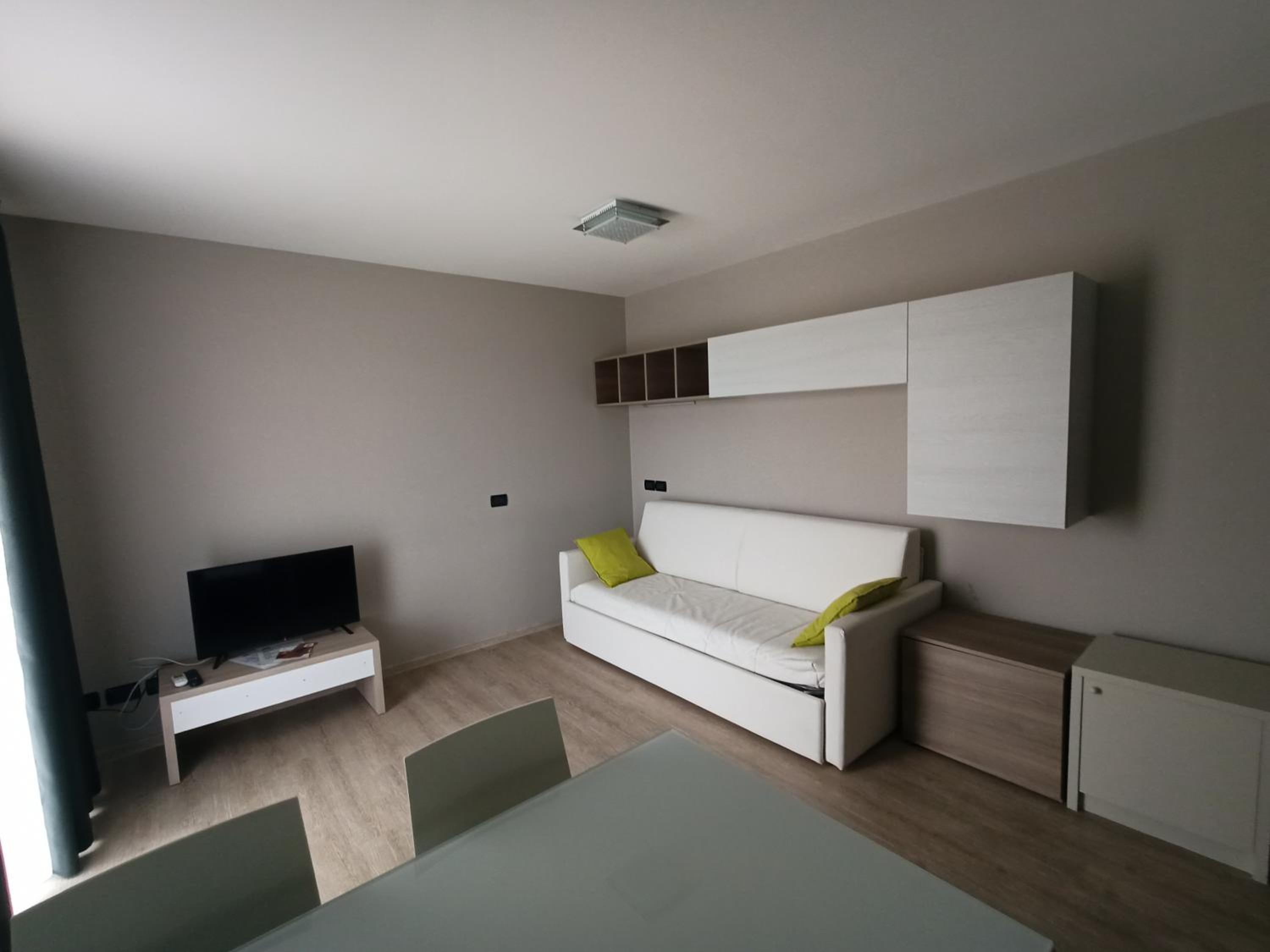 Junior Suite with Balcony - Photo 1
