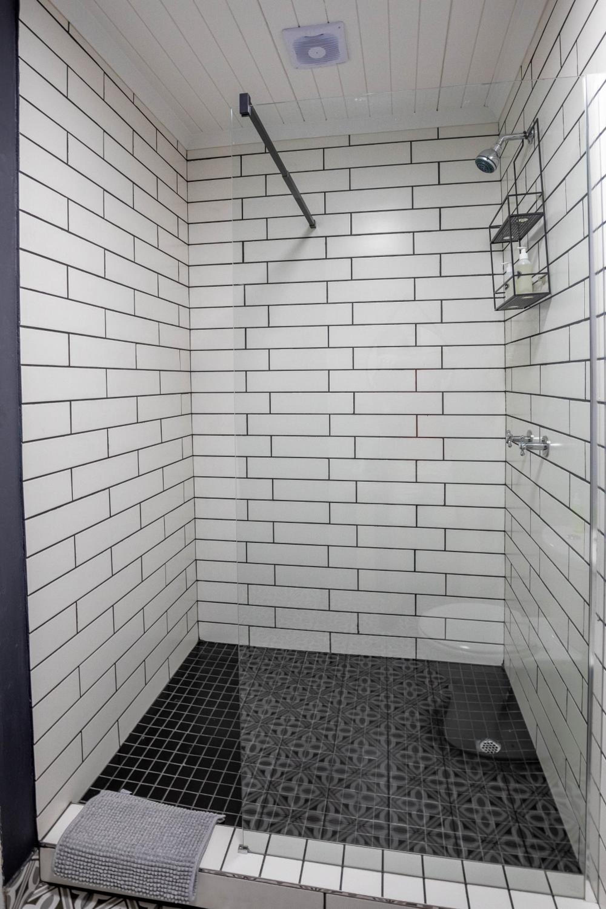 Standard Room - Photo 7