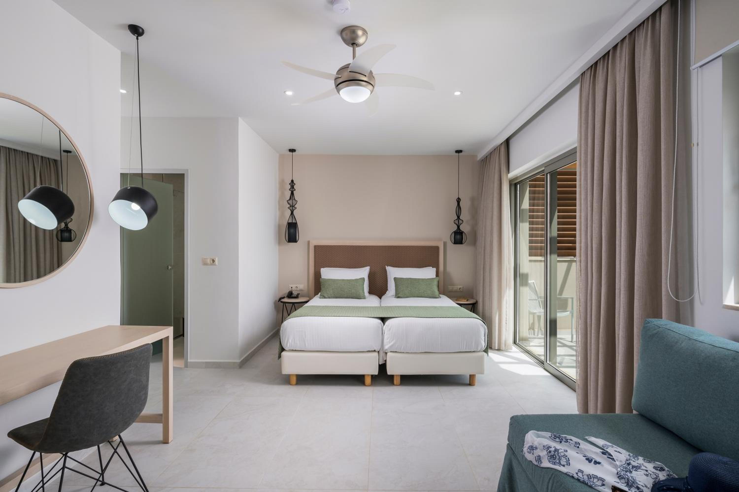 Superior Double Room - Photo 6