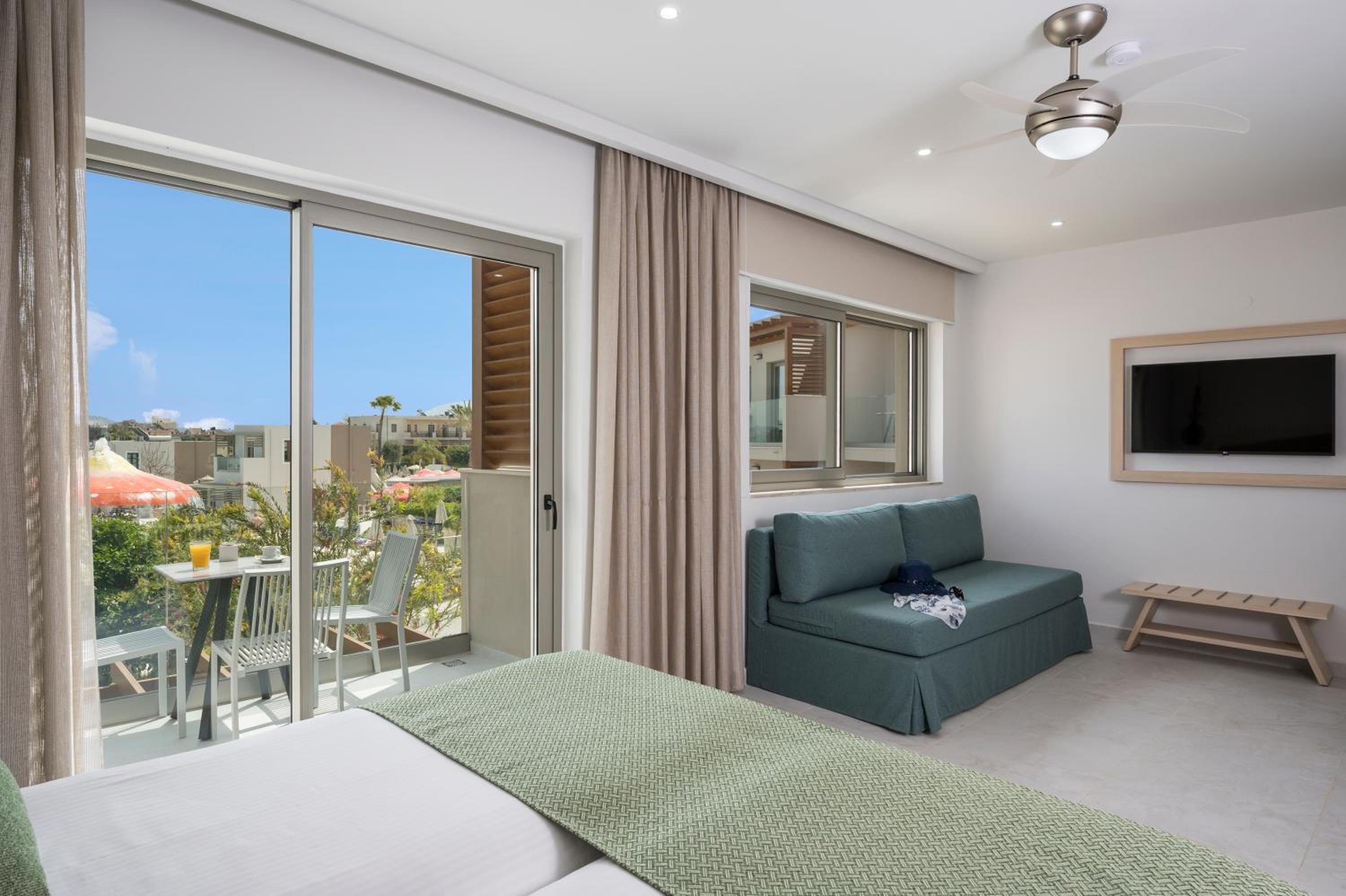 Superior Double Room - Photo 3