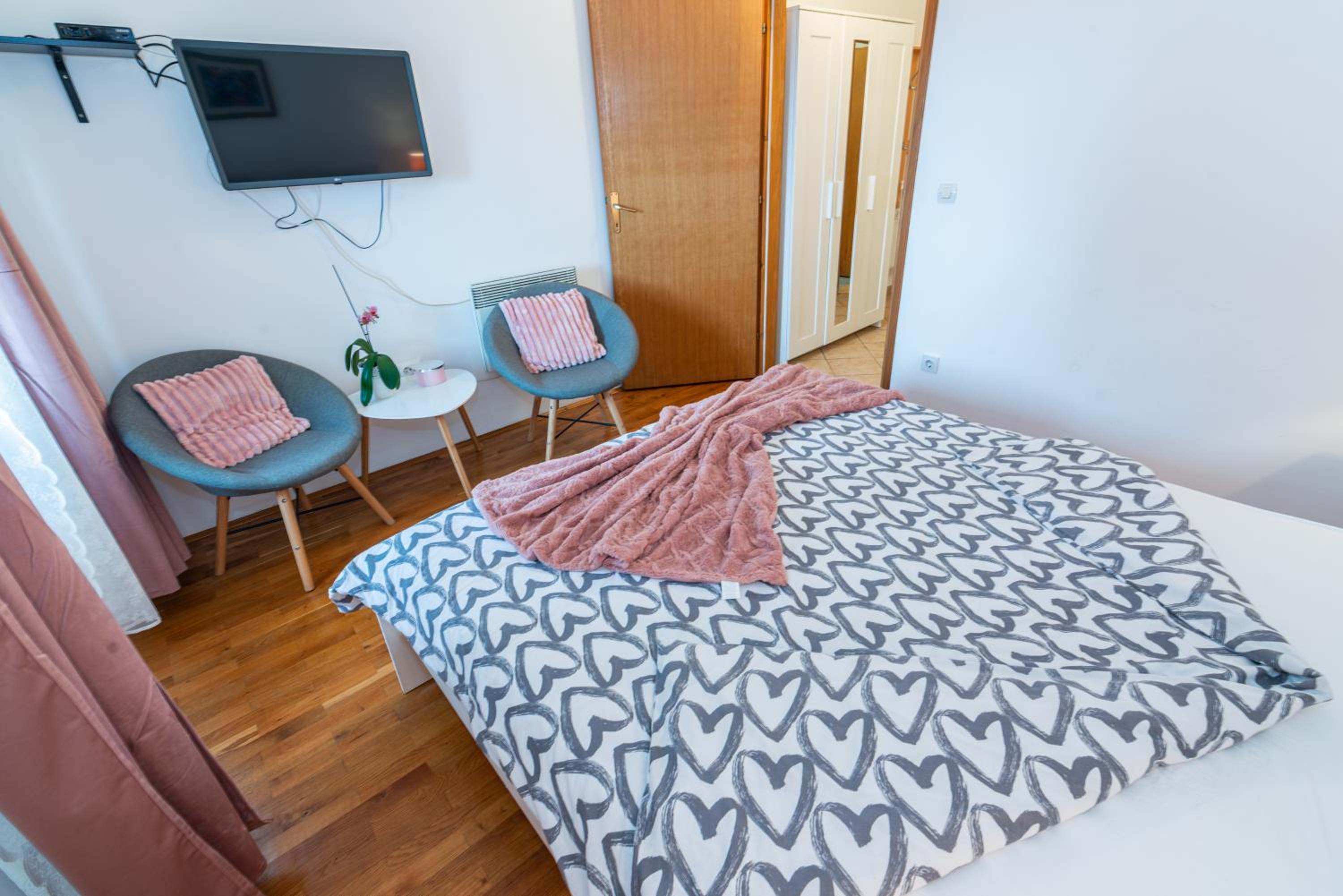 Studio Apartment with Sea View photo 1