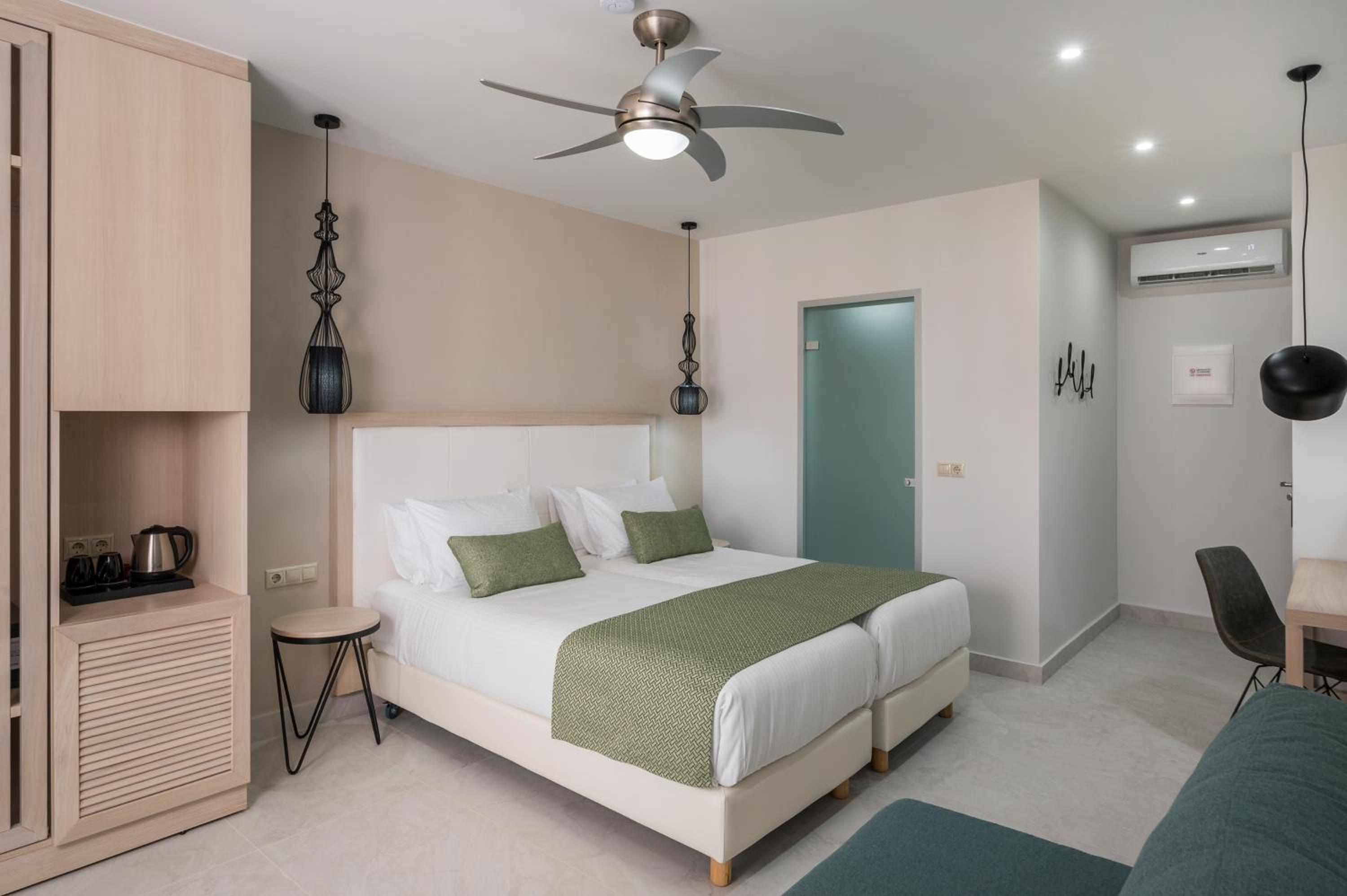Superior Double Room - Photo 1