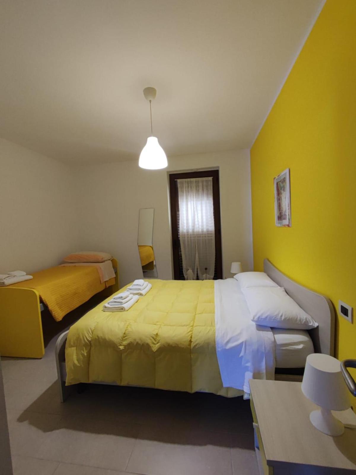 Double or Twin Room with Pool View photo 2